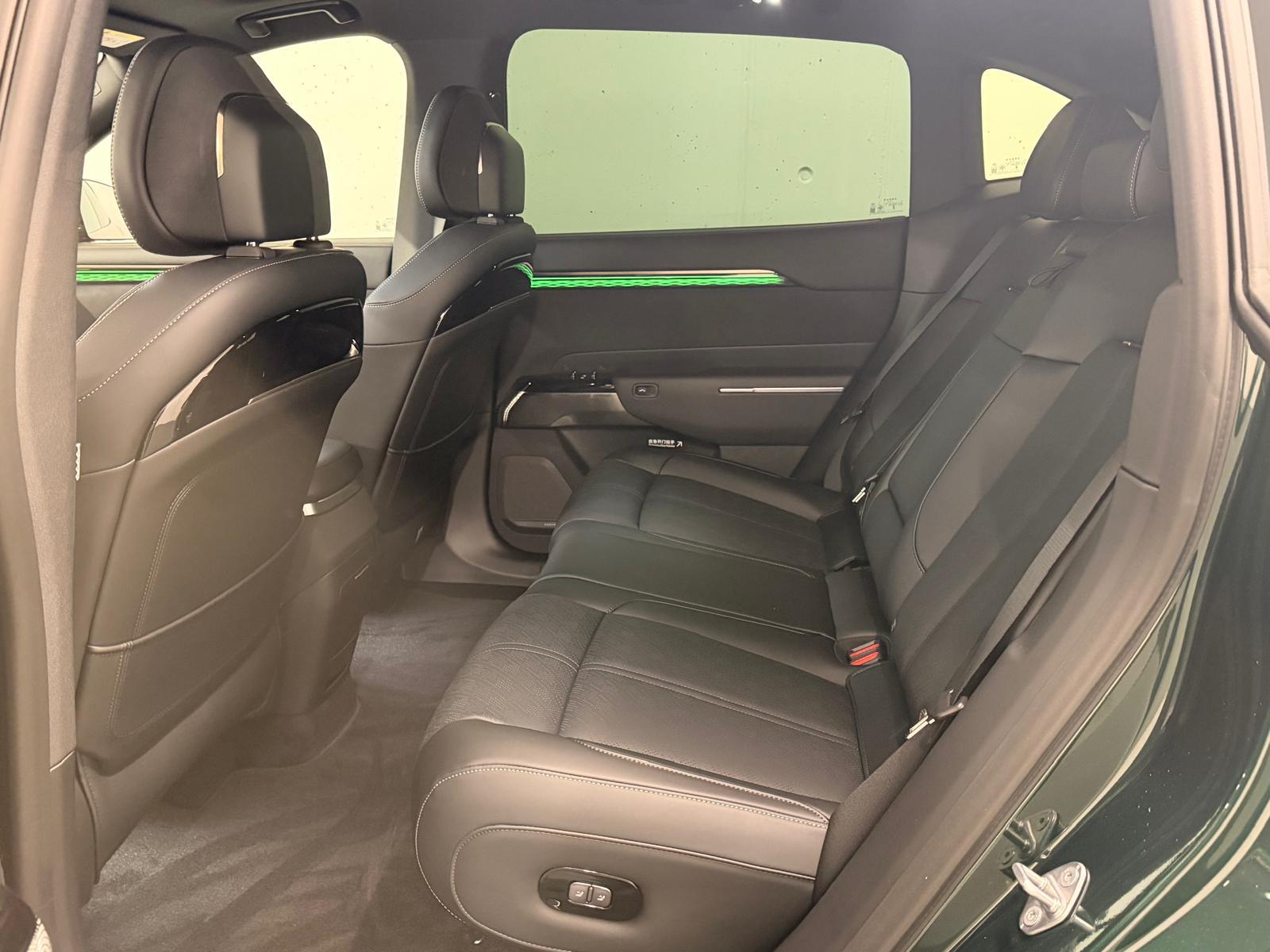 ZEEKR 7X Privilege AWD-image-12