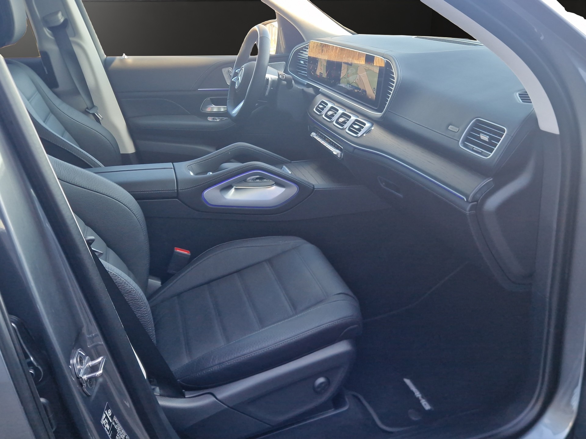 MERCEDES-BENZ GLS 450 d AMG Line 4Matic 9G-Tronic-image-11