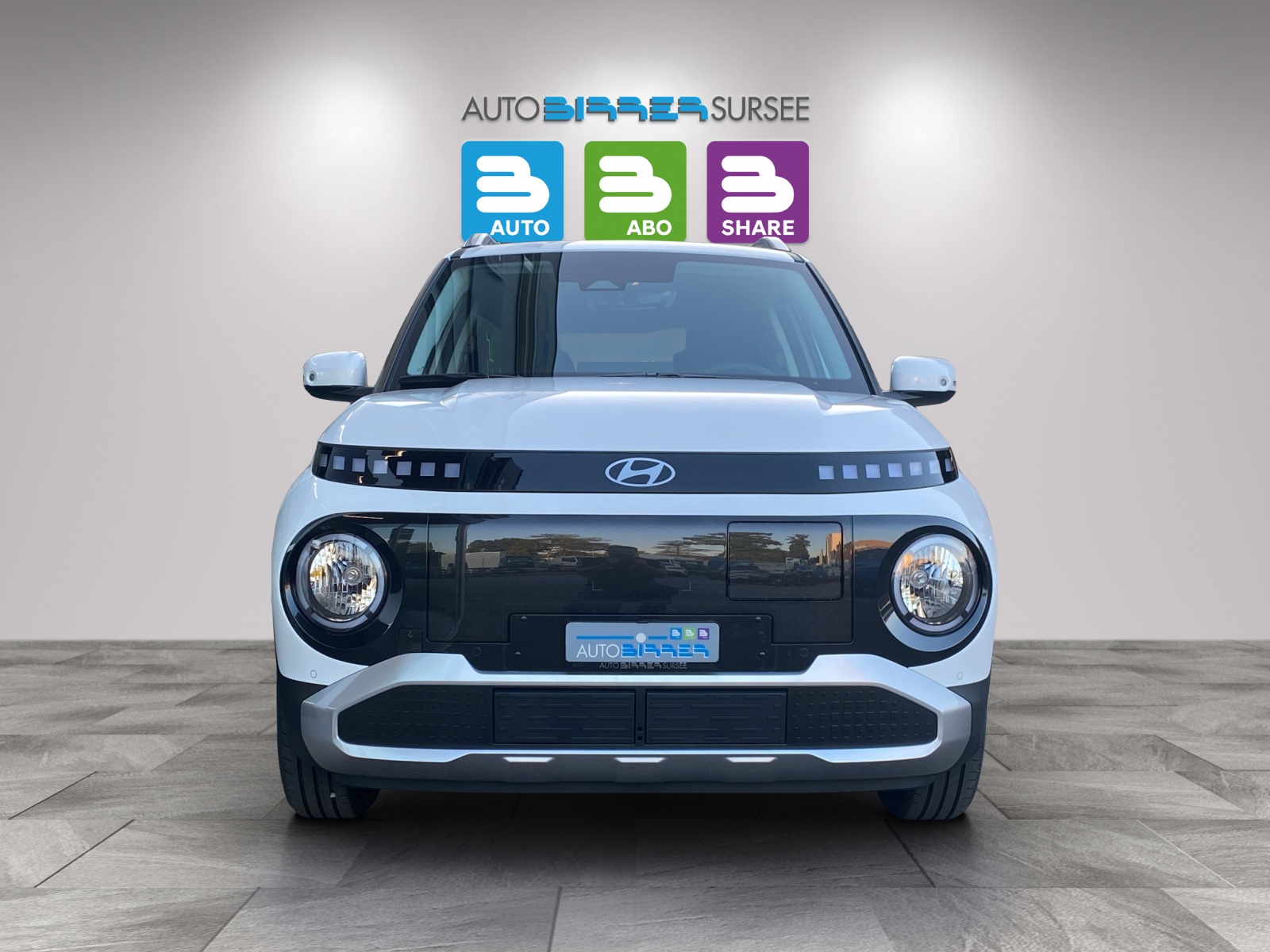 HYUNDAI Inster Electric Amplia-showroom-element-1