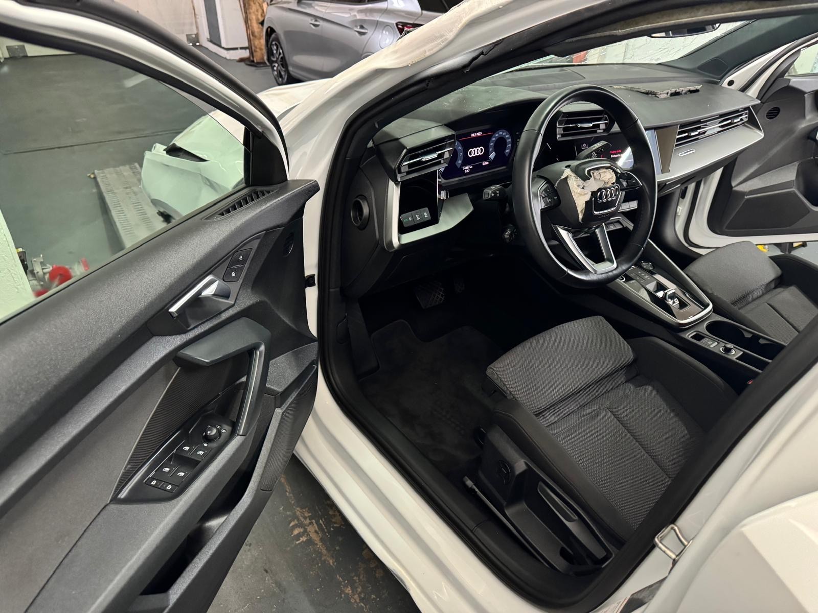 AUDI A3 Sportback 35 TFSI S-tronic-image-10