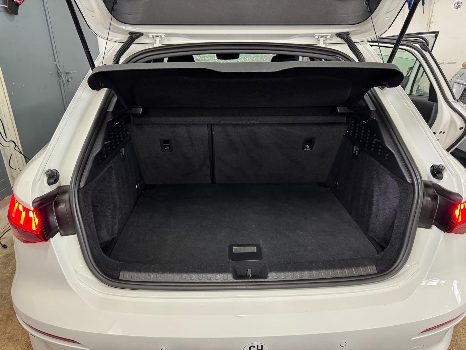 AUDI A3 Sportback 35 TFSI S-tronic-image-12