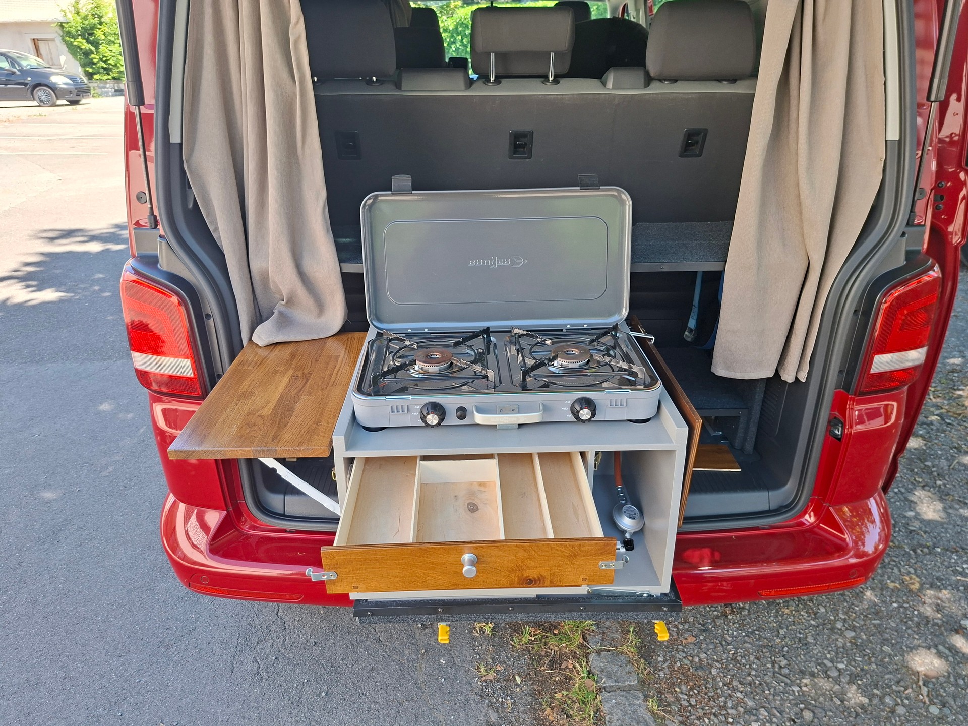 VW VW T5.1 2.0 TDI 140PS DSG AUT. MAREMONTI FAMILYCAMPER 5-7SITZE-image-14