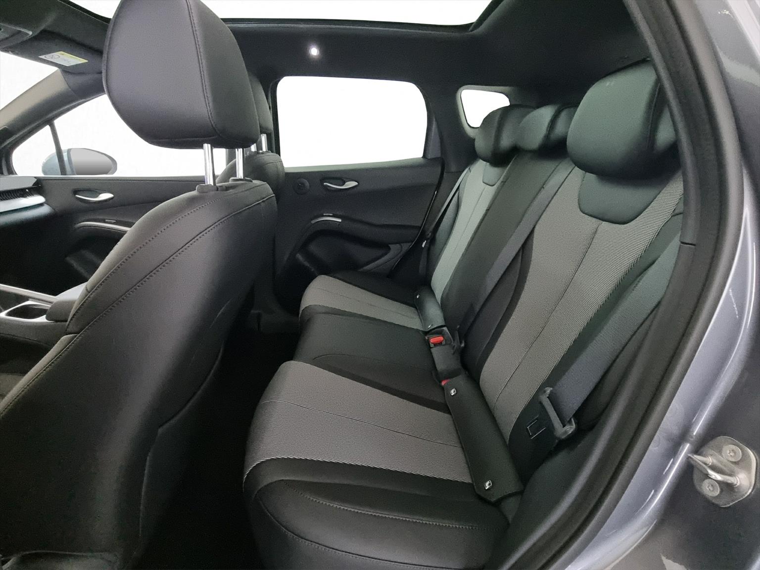 BYD Dolphin G DM-i Comfort-image-6
