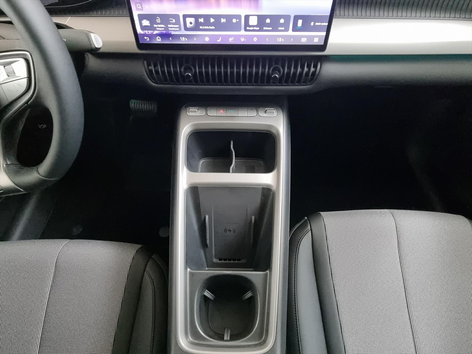 BYD Dolphin G DM-i Comfort-image-9