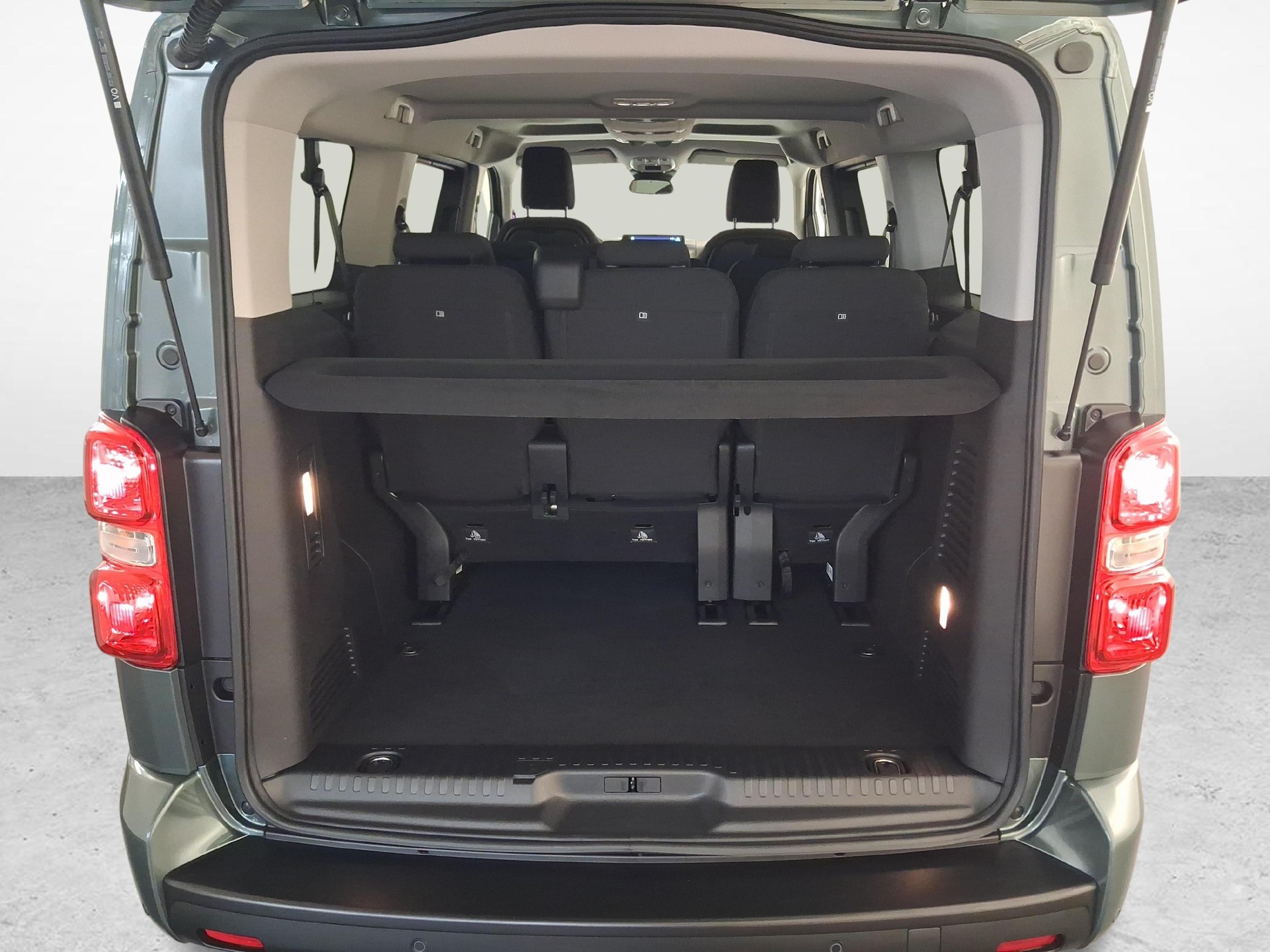 TOYOTA PROACE Verso L2 2.2 D Trend-image-11