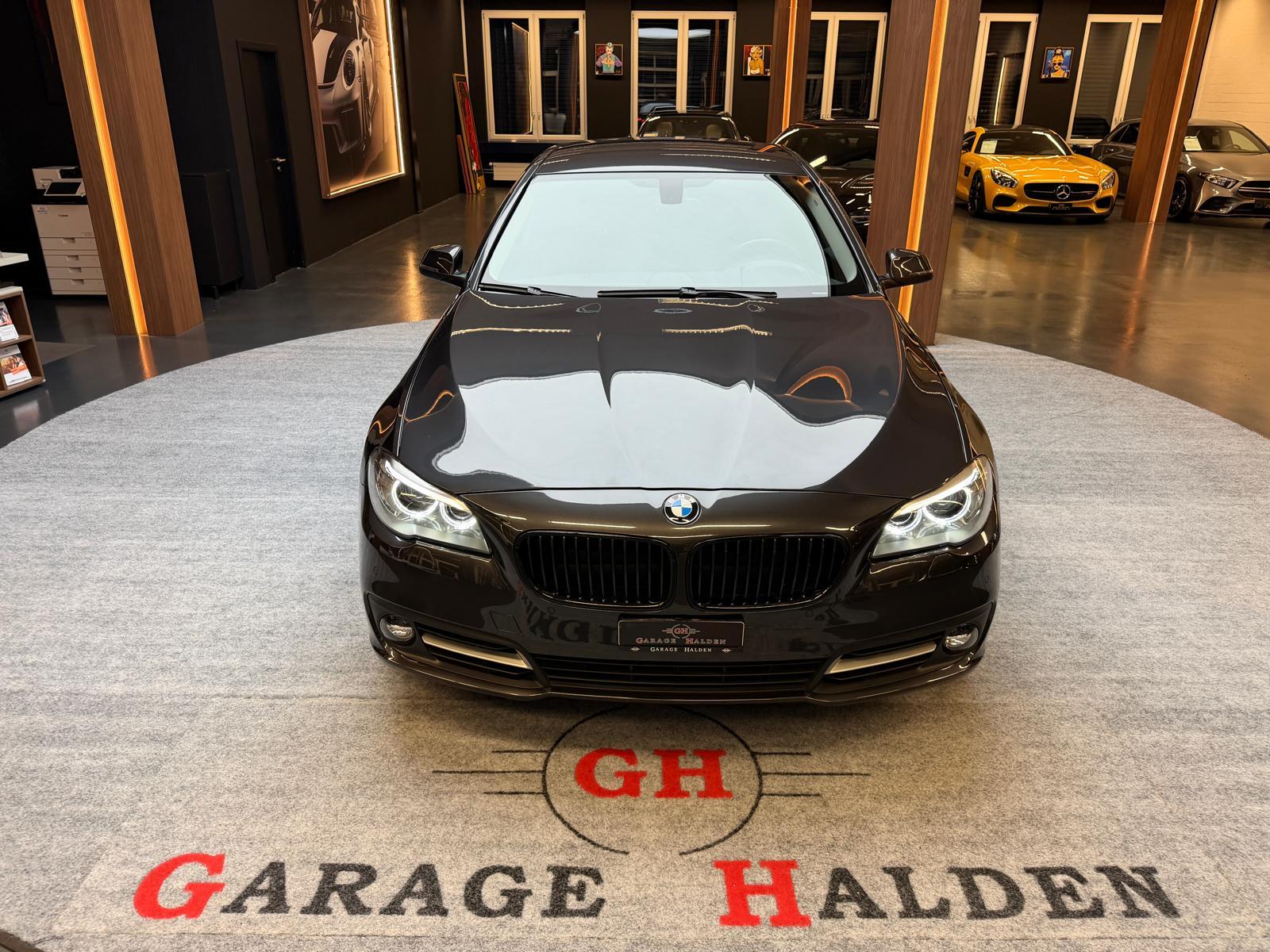 BMW 520d xDrive-showroom-element-2
