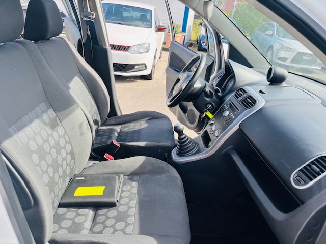 SUZUKI Splash 1.2i 16V GL-image-3