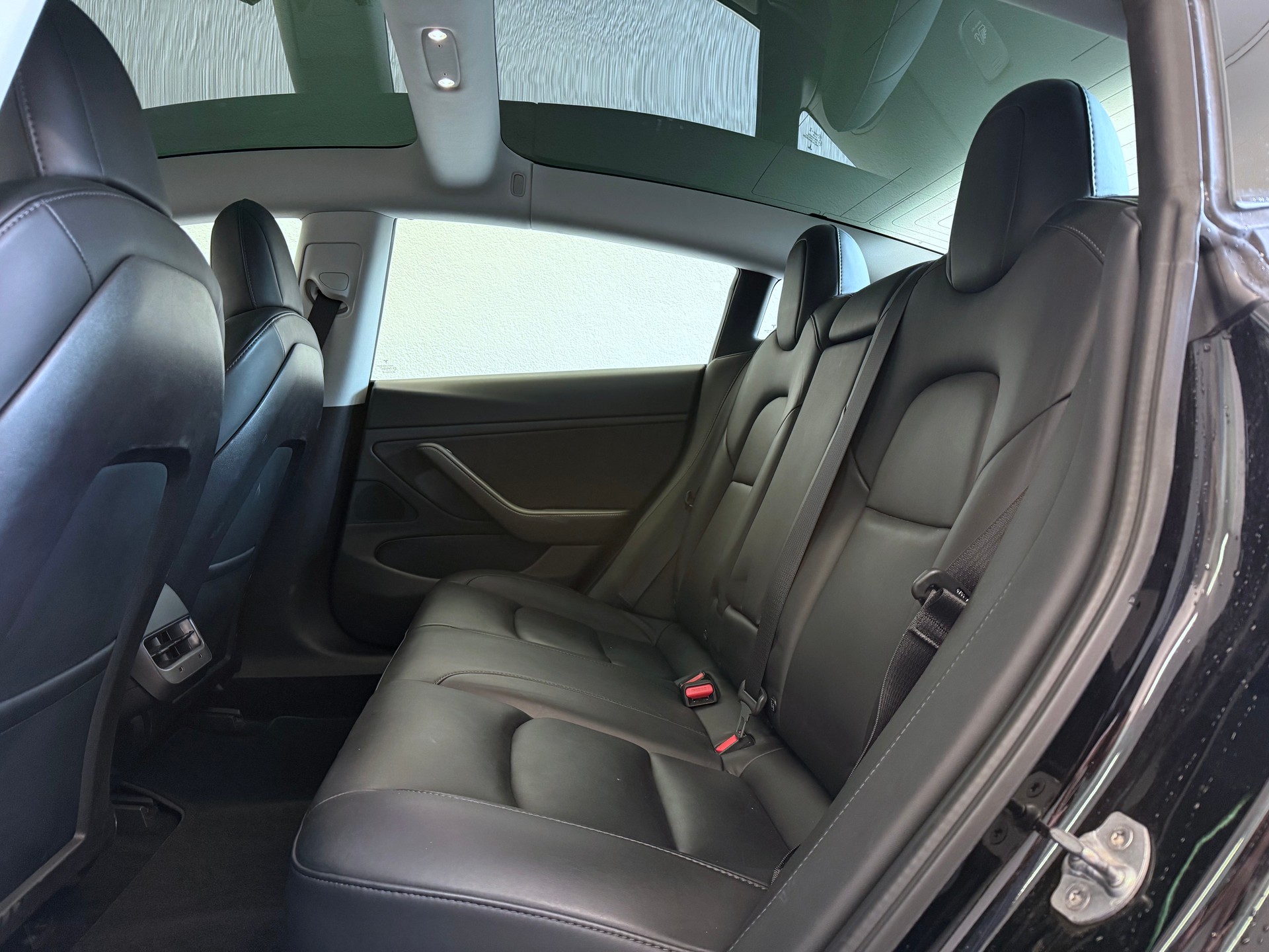 TESLA Model 3 Long Range Dual Motor AWD-image-20