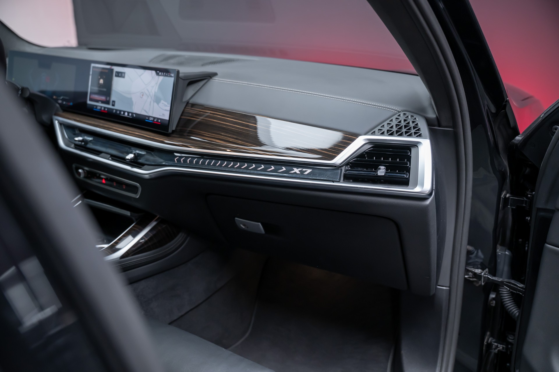 BMW X7 40d xDrive SAG M Sport / Iconic Glow / Panorama-Glasdach / 360°Kamera /-image-21