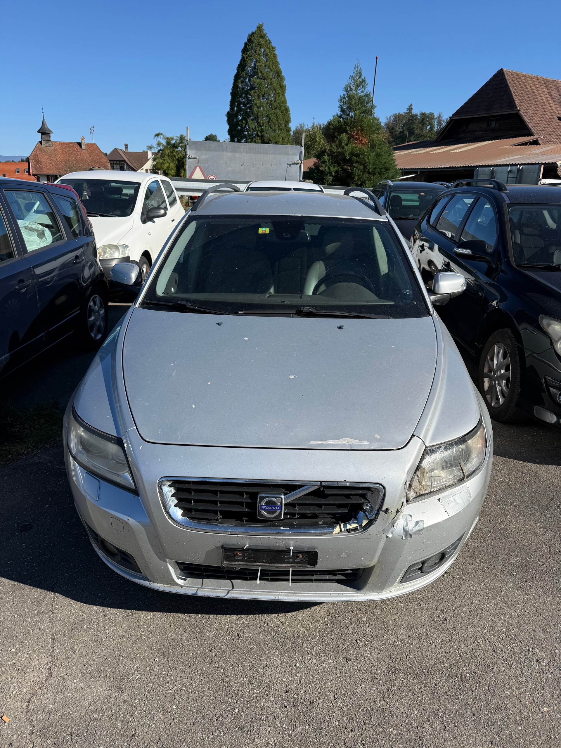 VOLVO V50 D5