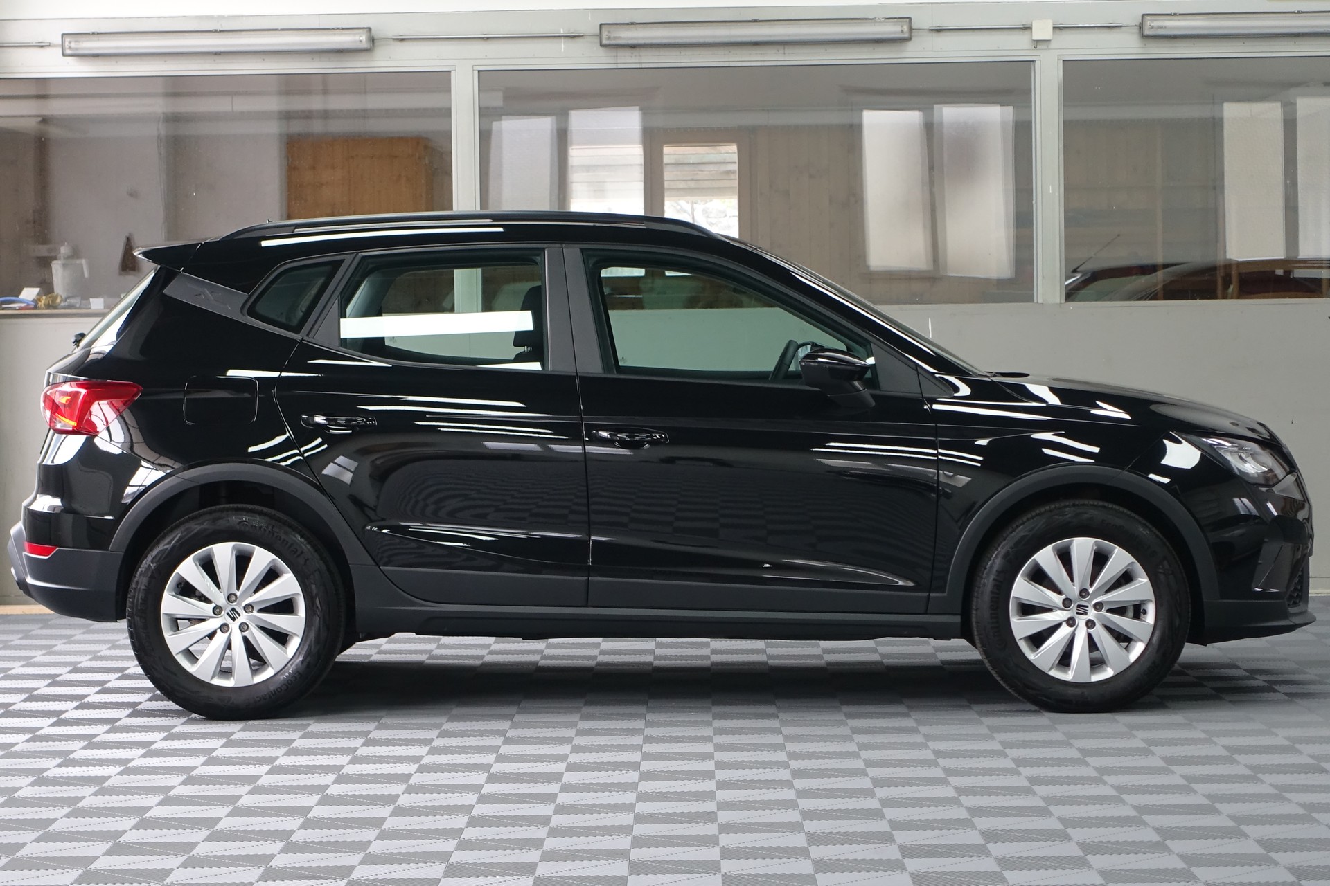 SEAT Arona 1.0 TSI 110 Style DSG-showroom-element-3