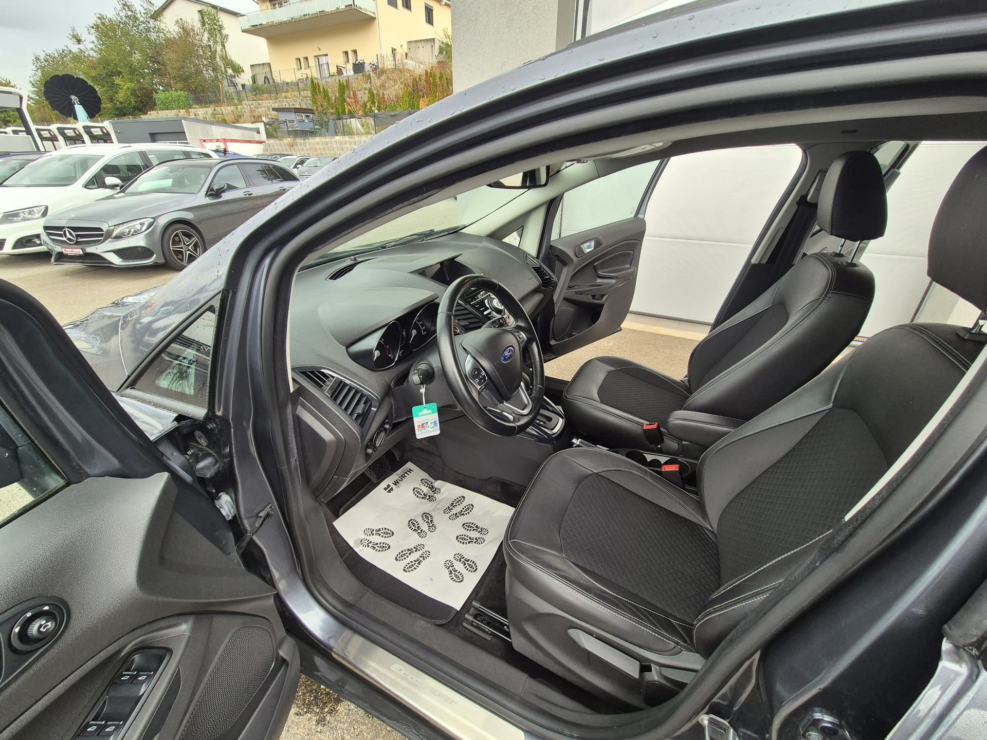FORD EcoSport 1.5 Titanium PowerShift-image-6