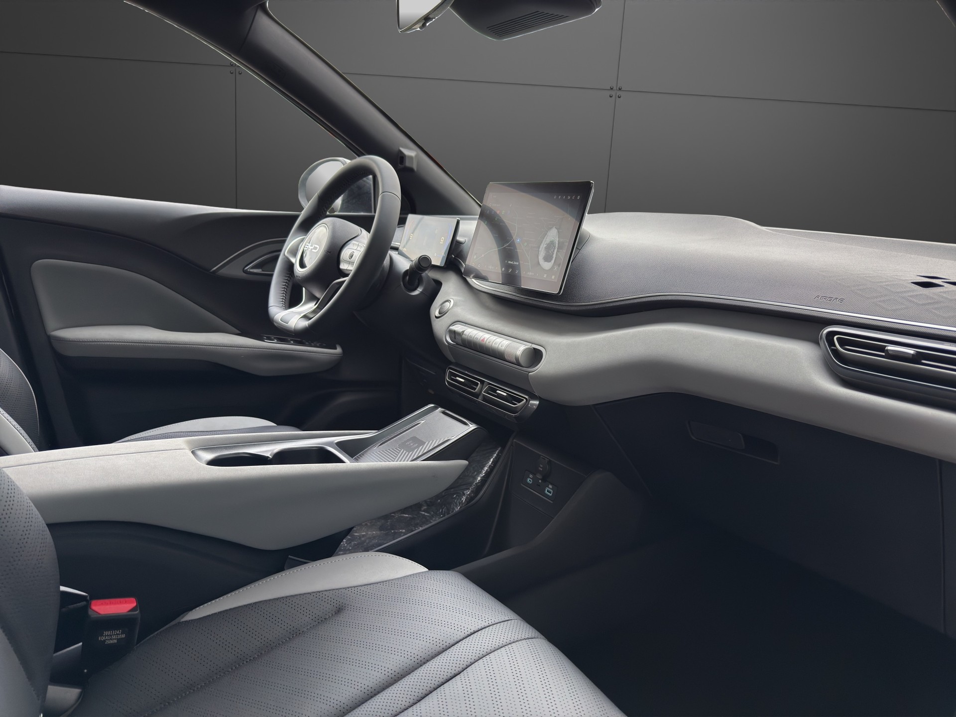 BYD Dolphin Surf 43 kWh Comfort-image-8