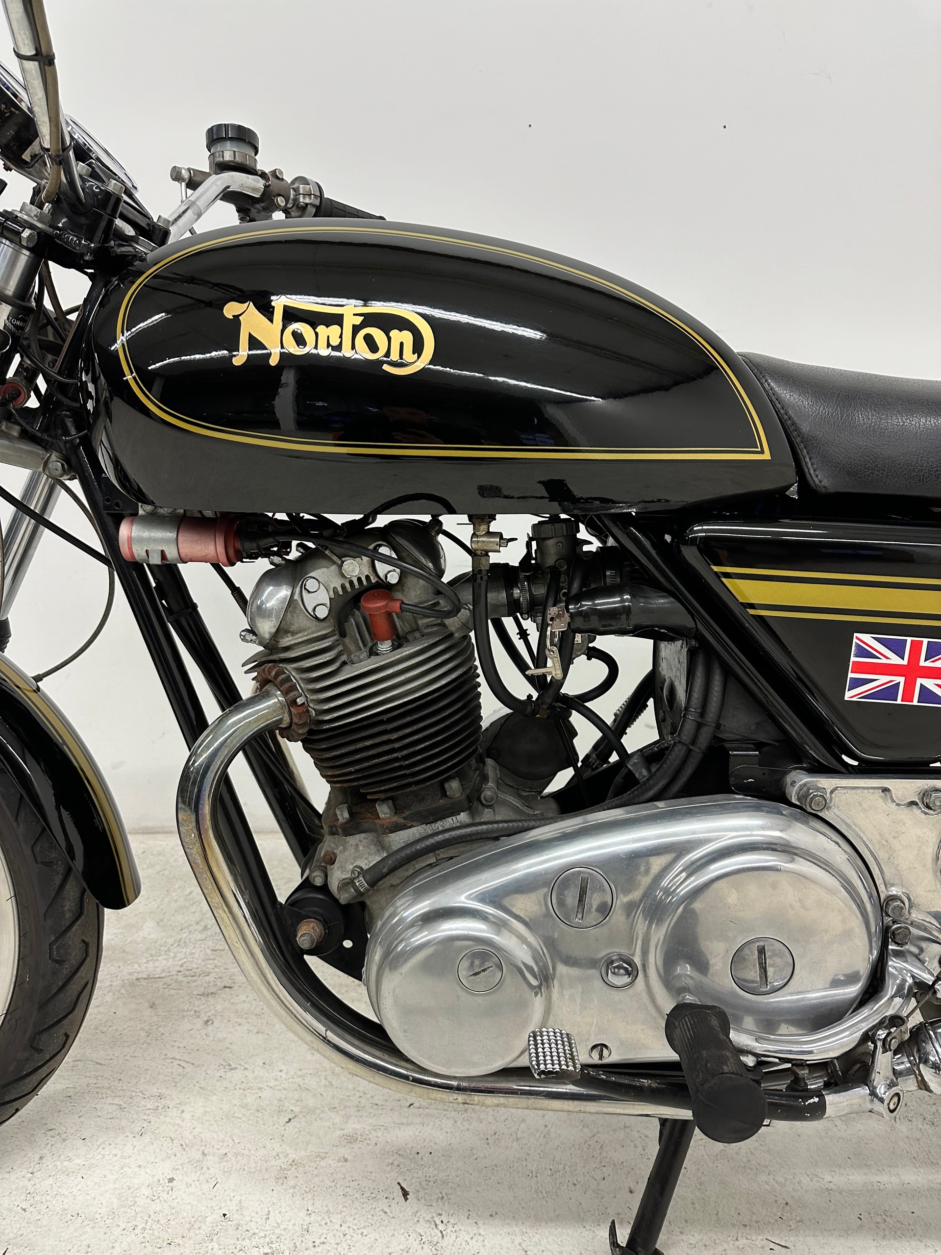 NORTON Commando 750-image-6