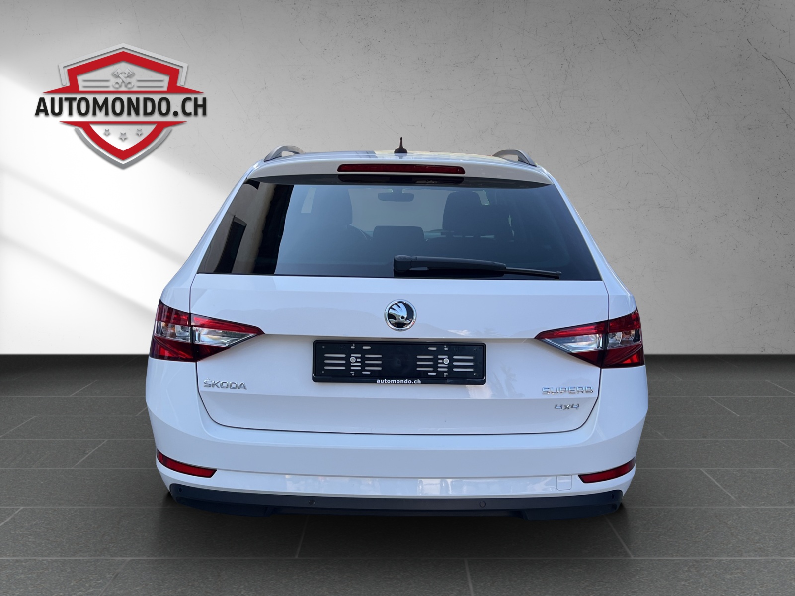 SKODA Superb Combi 1.4 TSI ACT Style 4x4-image-5
