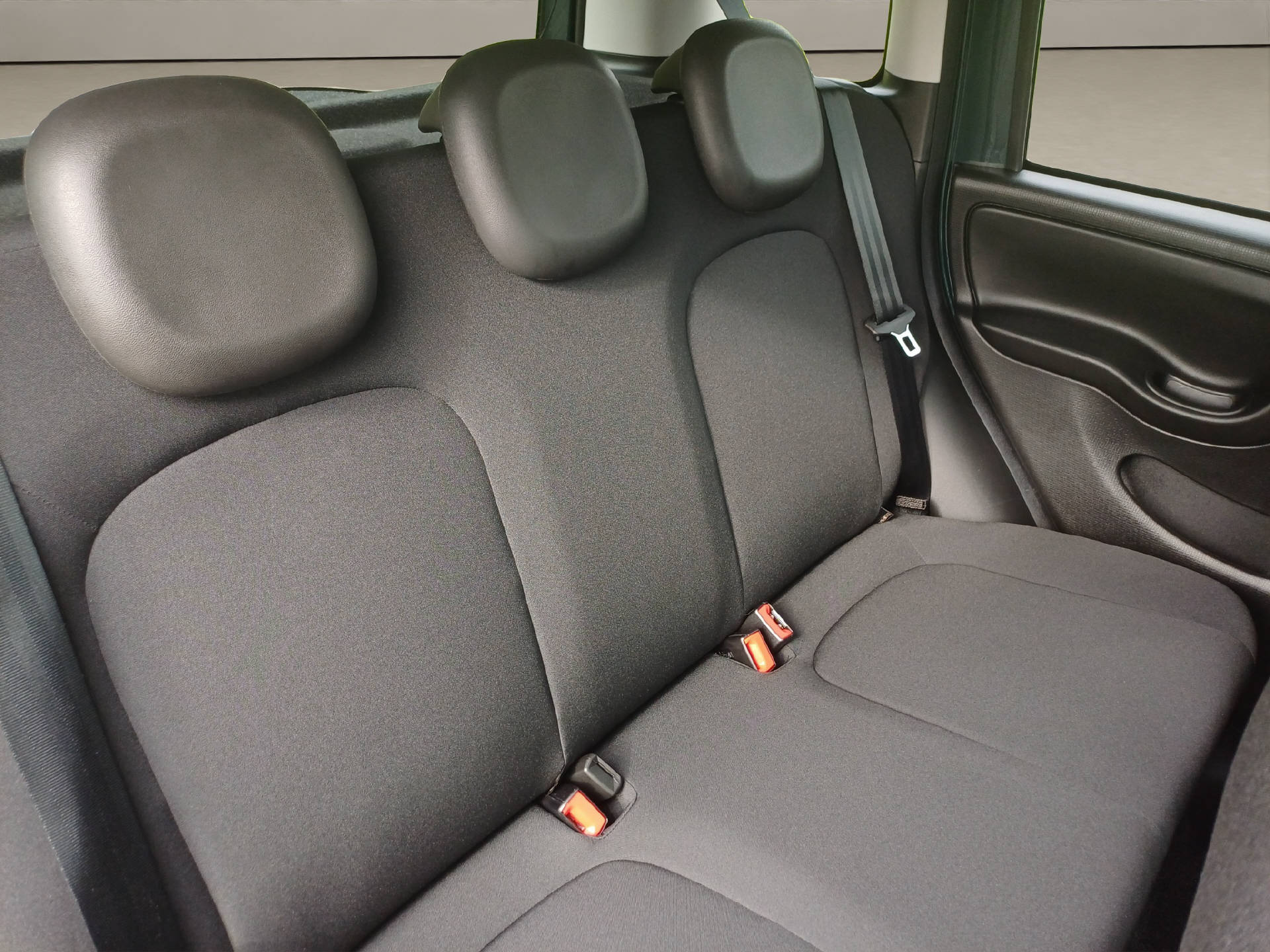 FIAT Panda 1.0 Hybrid Cross-image-15