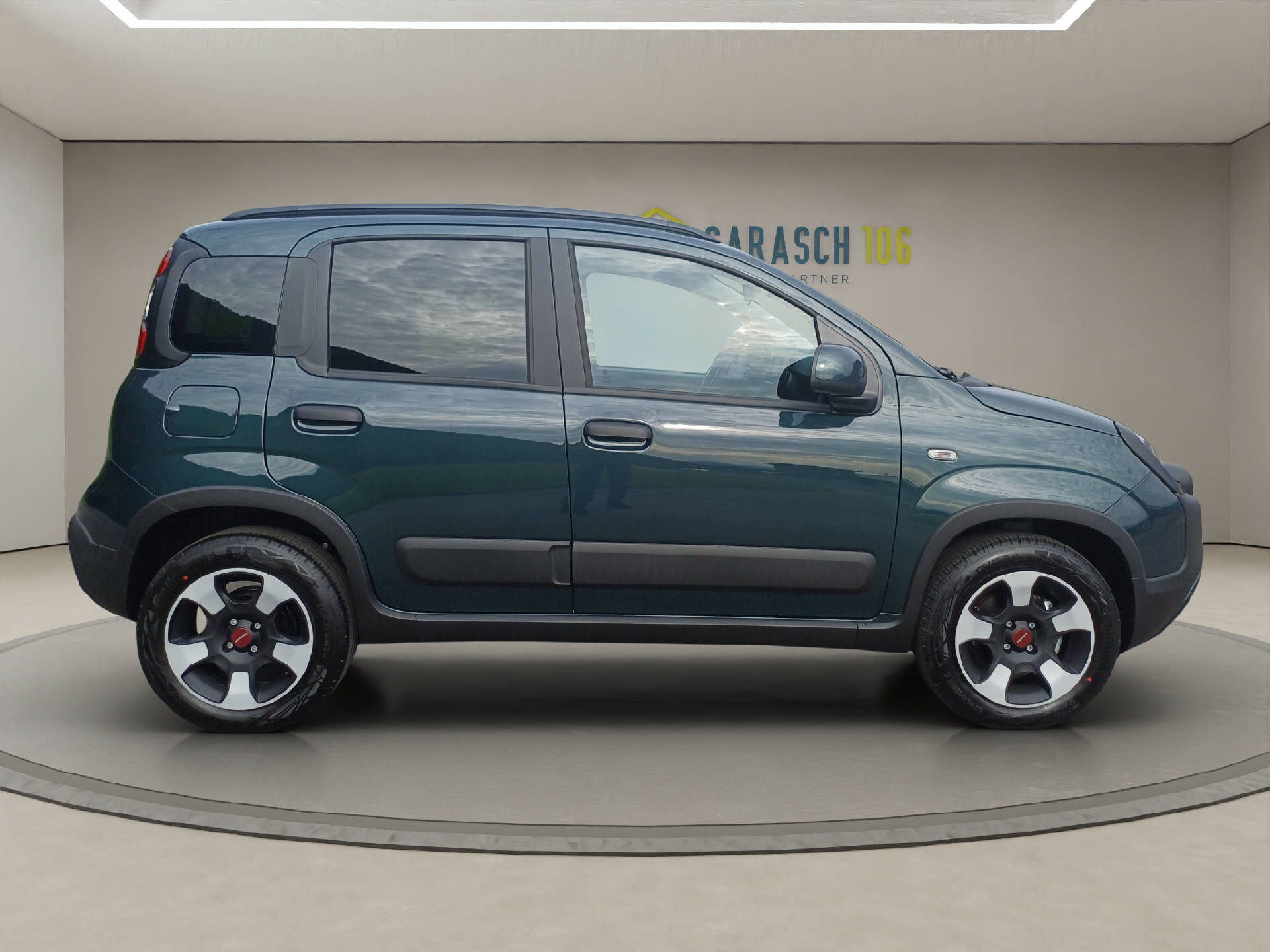 FIAT Panda 1.0 Hybrid Cross-image-5