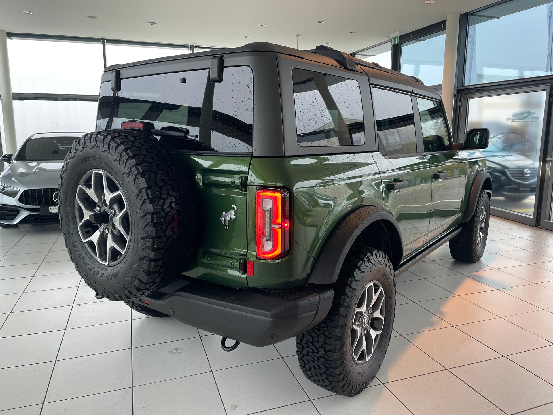 FORD Bronco 2.7 EcoB Badlands e-4WD-image-4