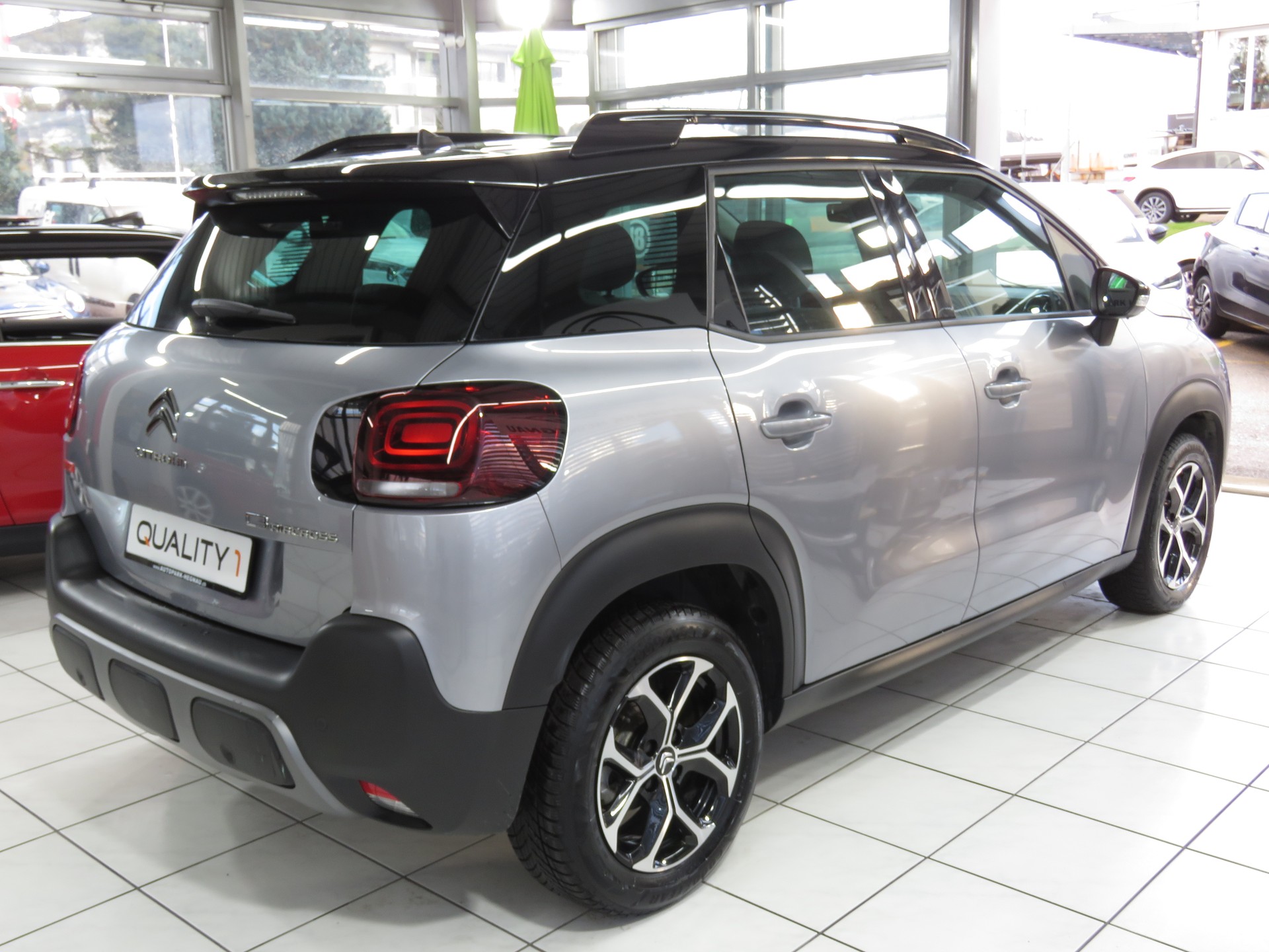 CITROEN C3 Aircross 1.2i PureTech Swiss Edition+ EAT6-showroom-element-3