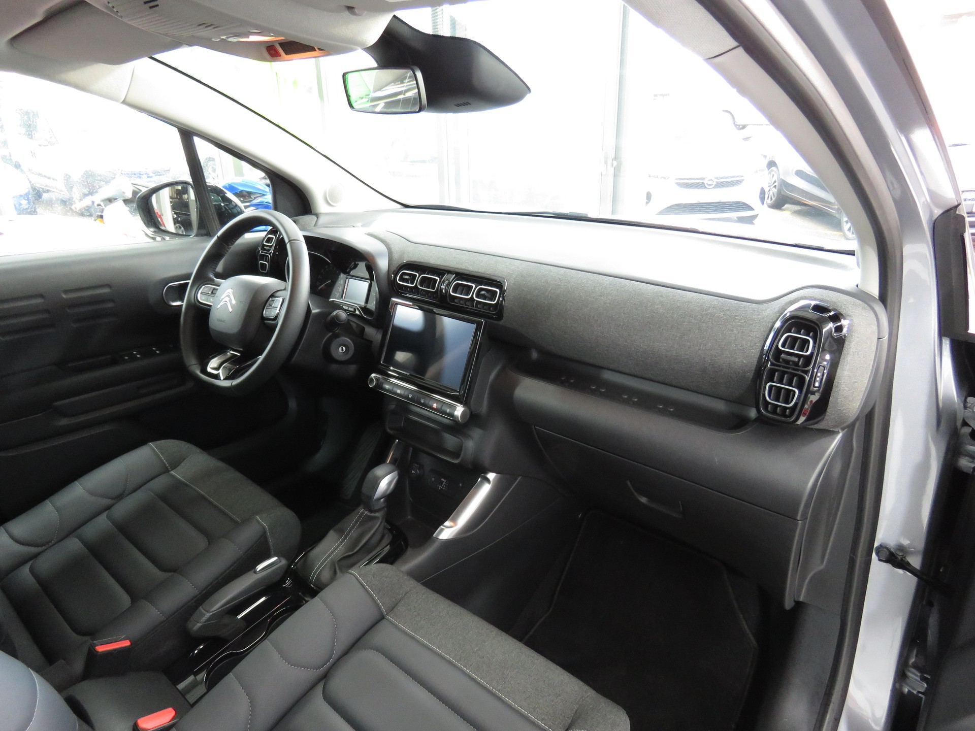 CITROEN C3 Aircross 1.2i PureTech Swiss Edition+ EAT6-image-10
