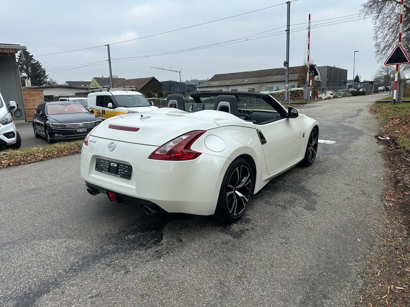 NISSAN 370 Z Roadster Pack Automatic-image-5