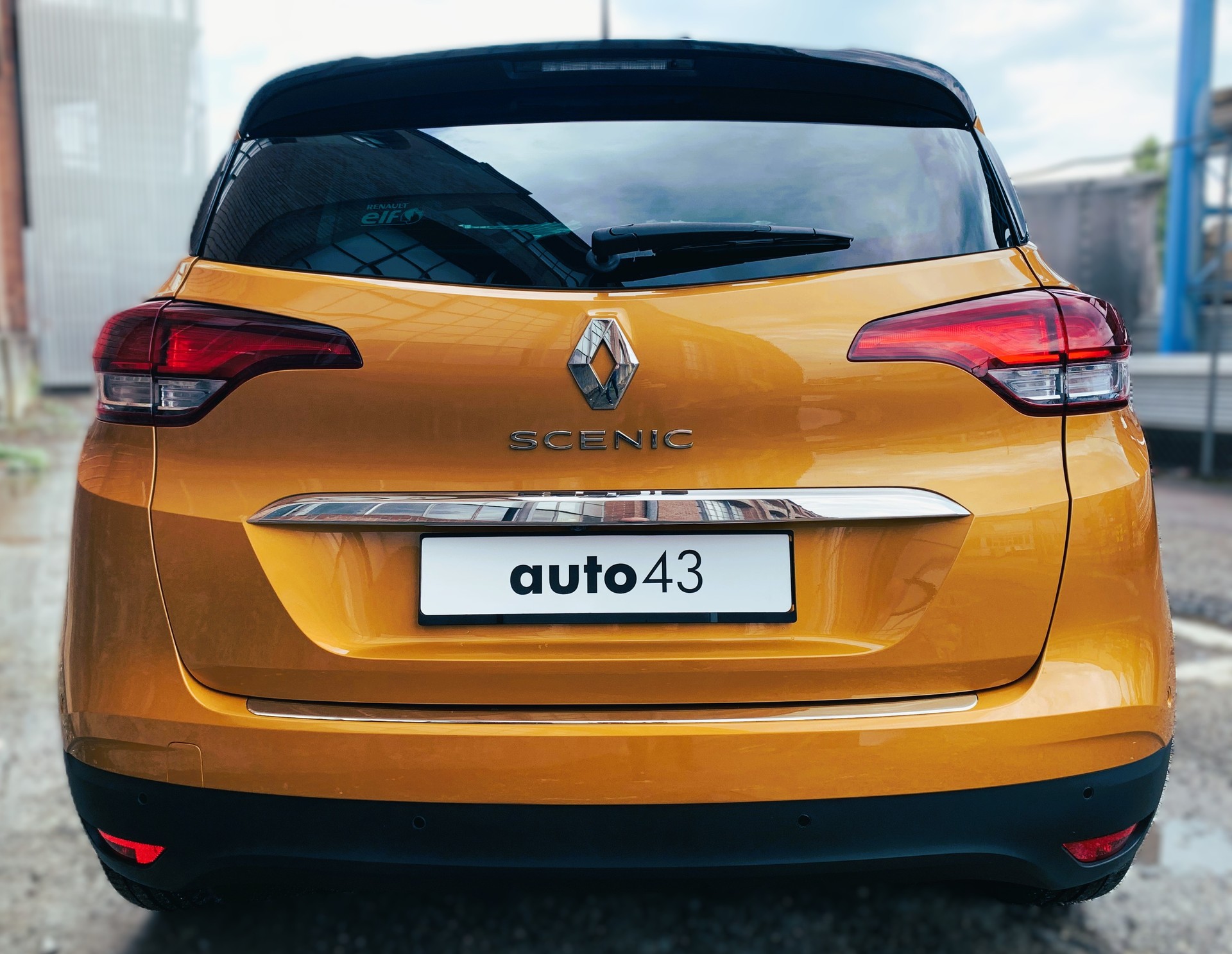 RENAULT Scénic 1.6 dCi Initiale Paris EDC-image-8
