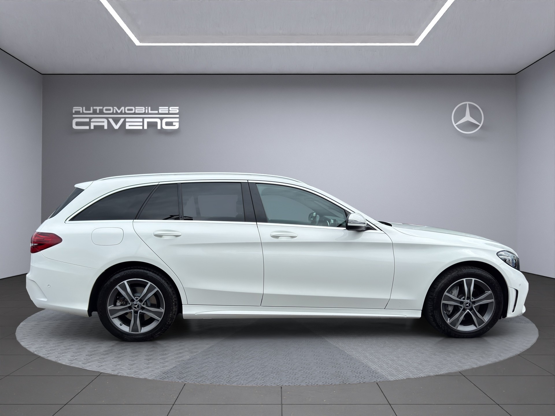 MERCEDES-BENZ C 200 Swiss Star AMG Line 4M 9G-Tronic-image-5