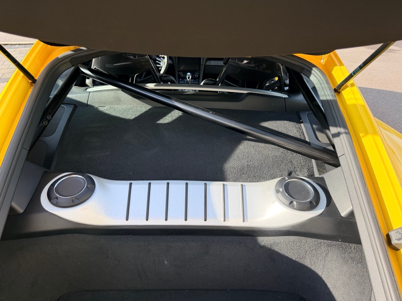 PORSCHE 718 Cayman GT4 PDK-image-15