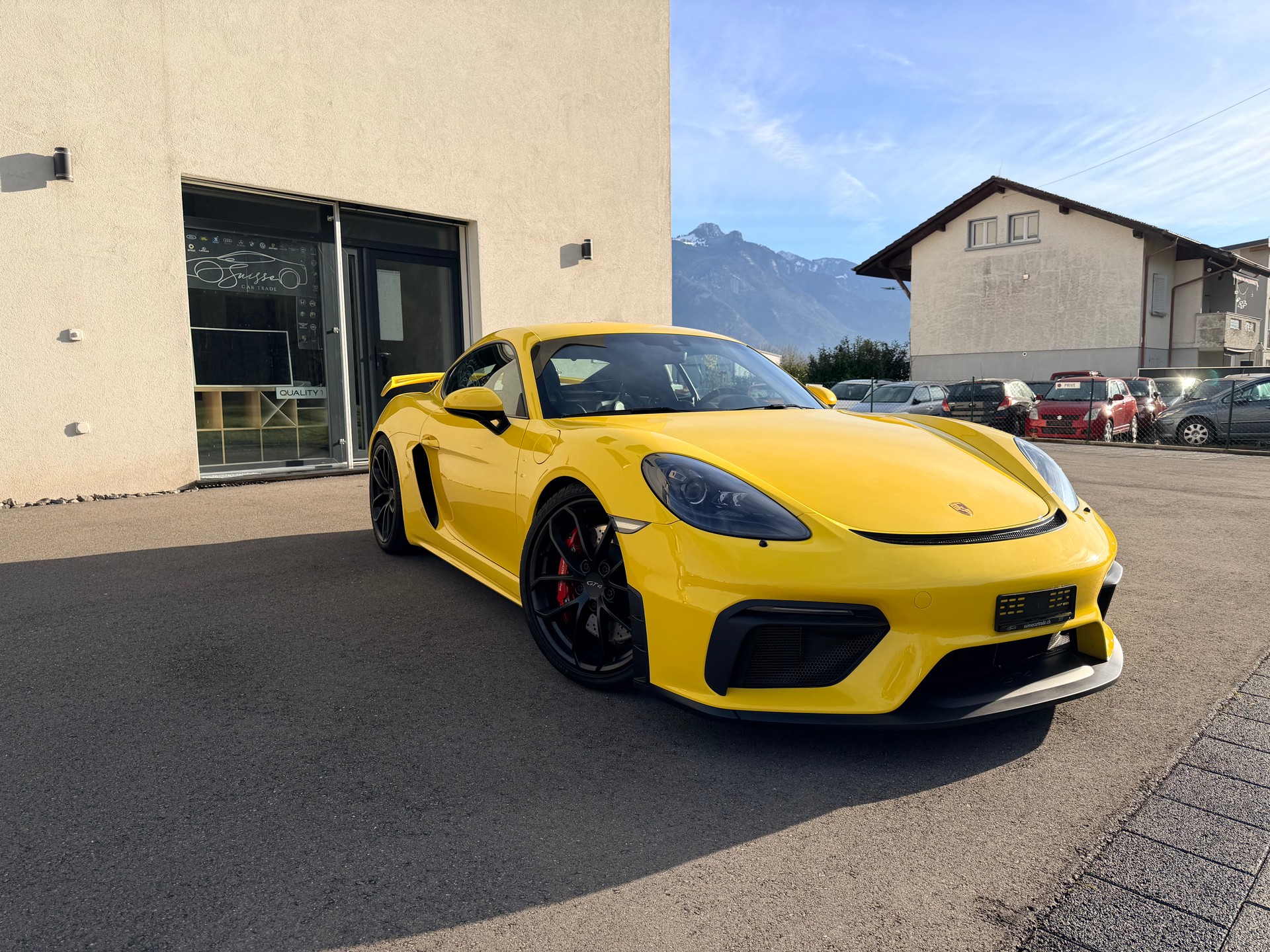 PORSCHE 718 Cayman GT4 PDK