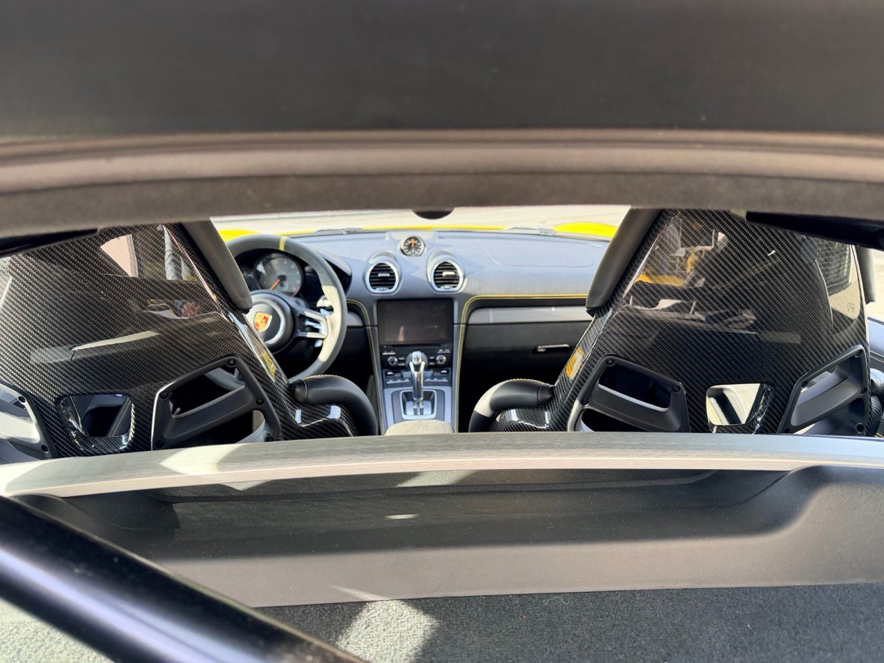PORSCHE 718 Cayman GT4 PDK-image-13