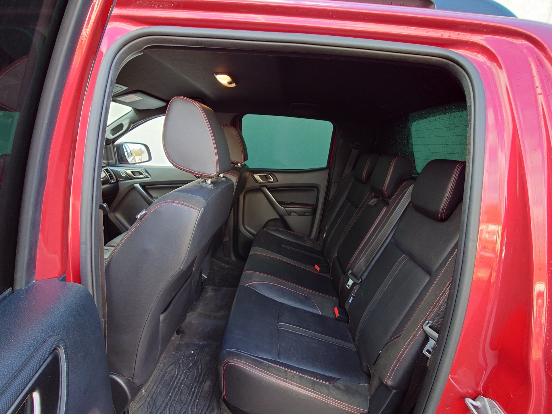 FORD Ranger Stormtrak 2.0 Eco Blue 4x4 A-image-5