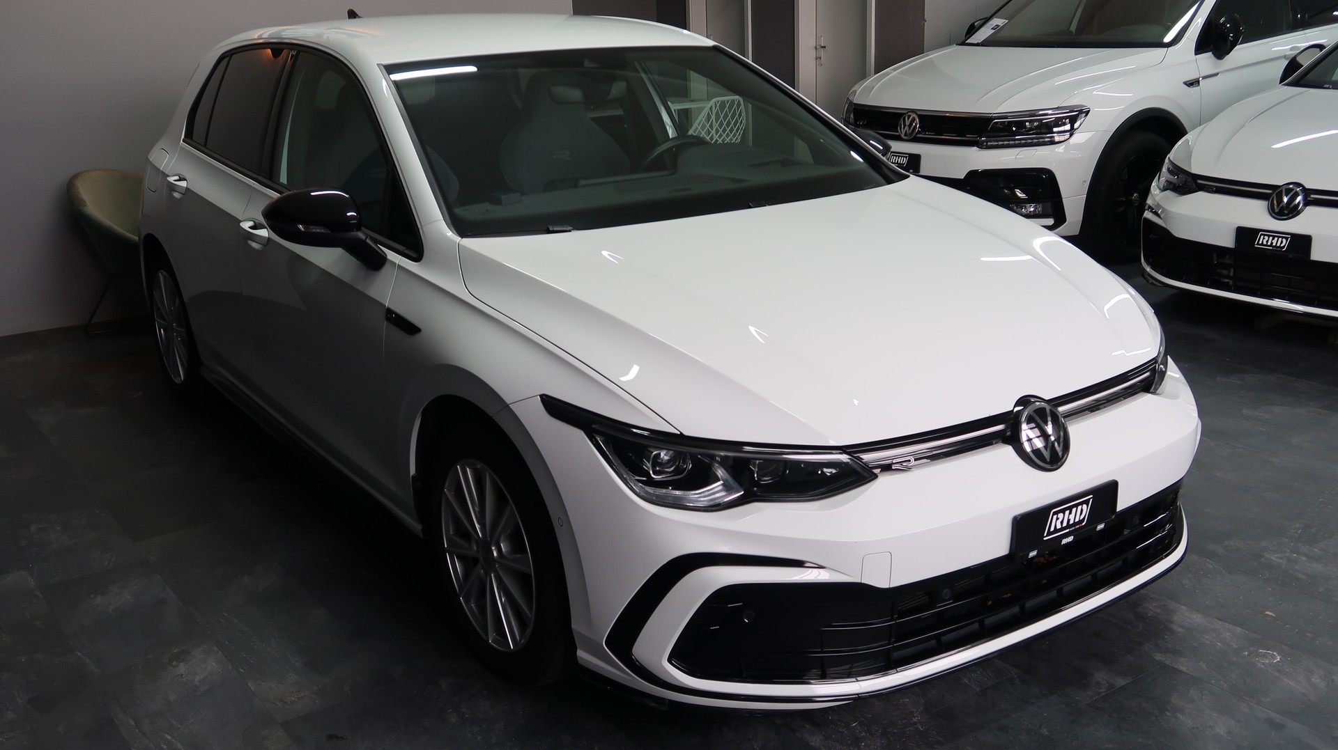 VW Golf 1.5 eTSI ACT R-Line DSG / CH / MFK / GARANTIE-image-6