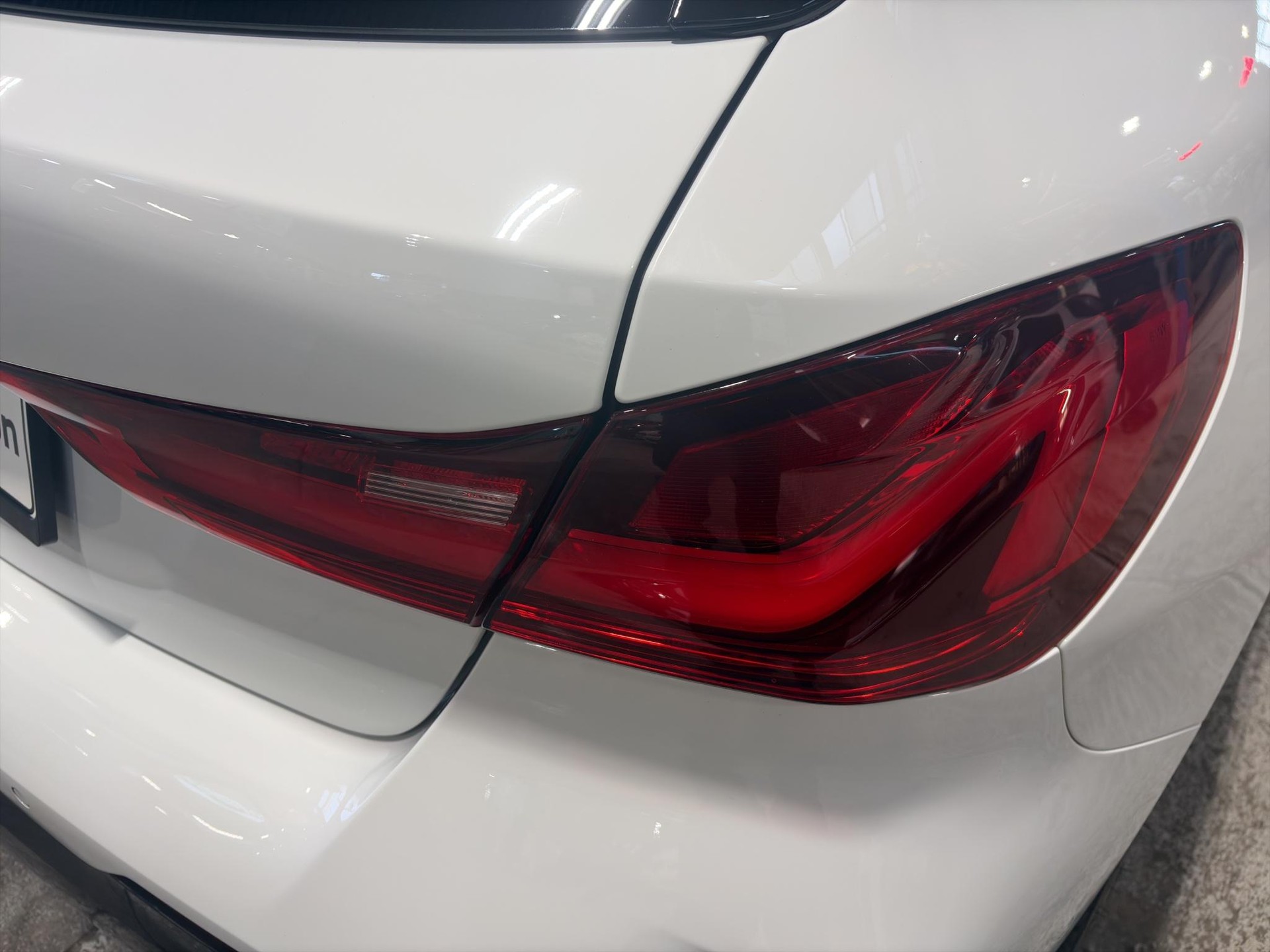 BMW 120d M Sport-image-6