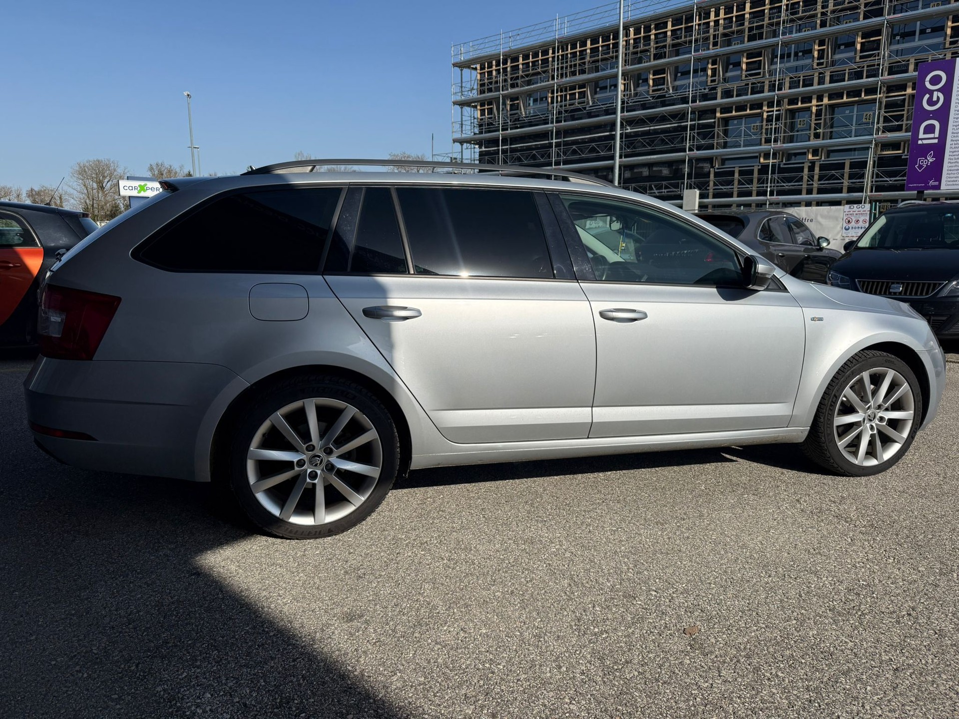 SKODA Octavia Combi 2.0 TSI Soleil 4x4 DSG-image-3