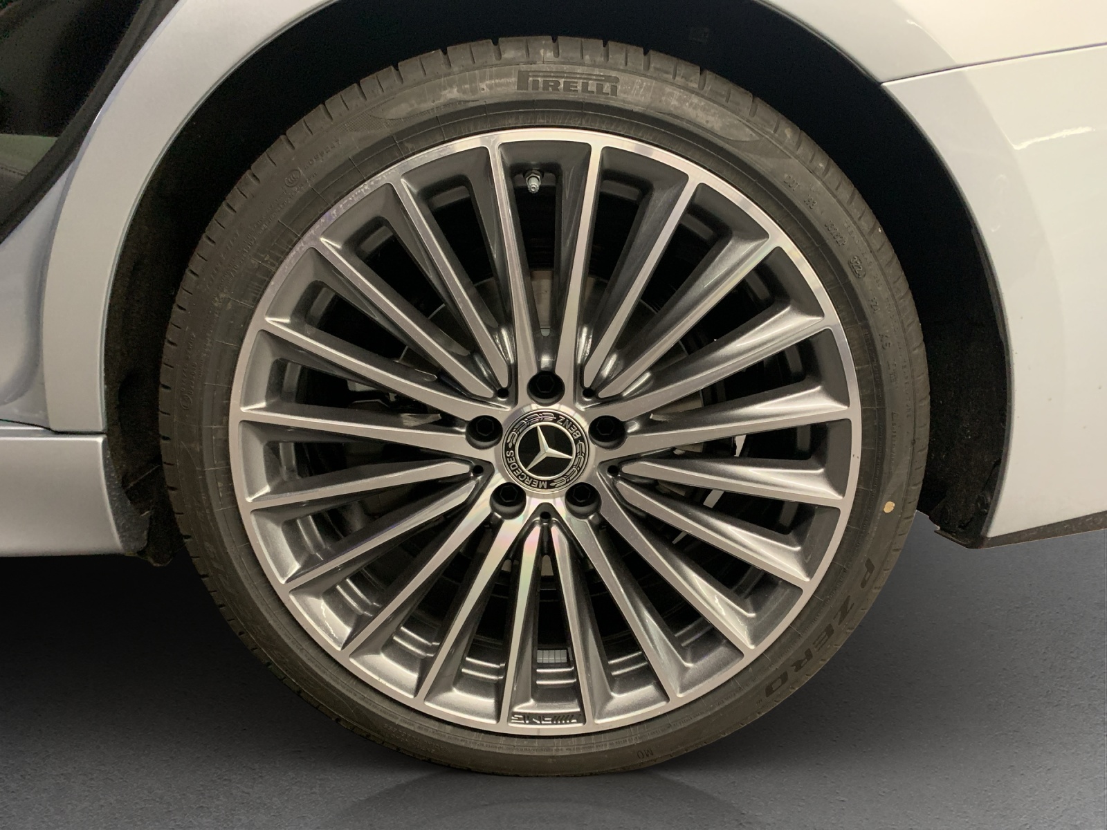 MERCEDES-BENZ C 200 4MATIC-image-7