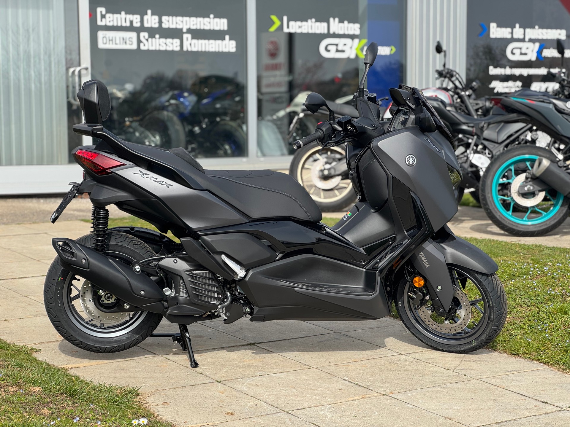 YAMAHA X-Max 125 Tech Max +-image-1