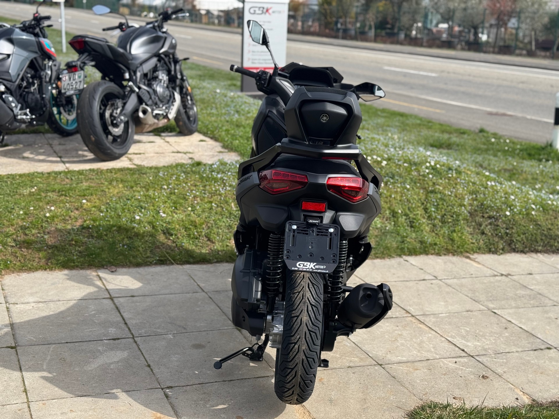 YAMAHA X-Max 125 Tech Max +-image-2
