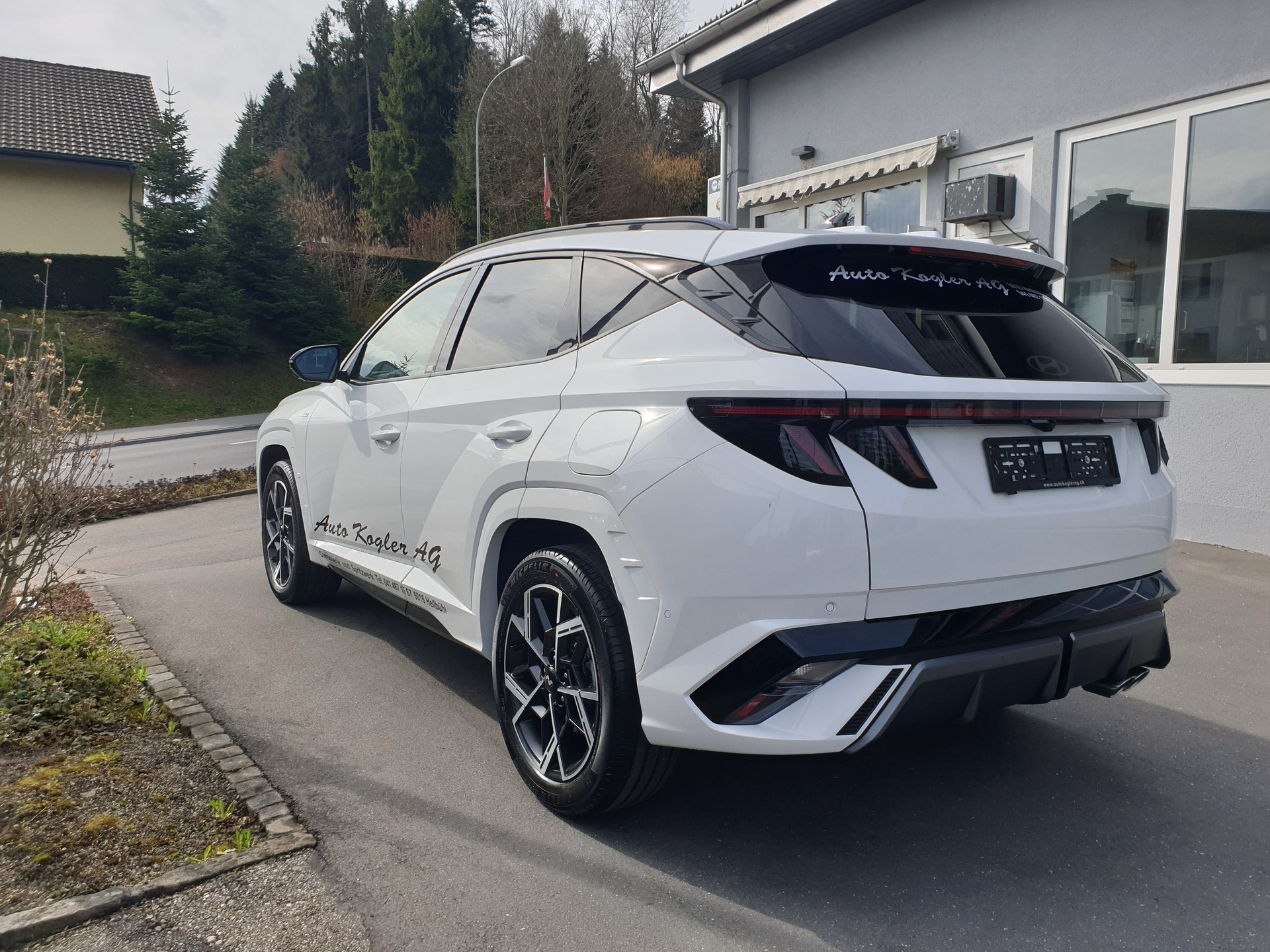 HYUNDAI 1.6 T-GDi HEV N-Line 4WD-image-2