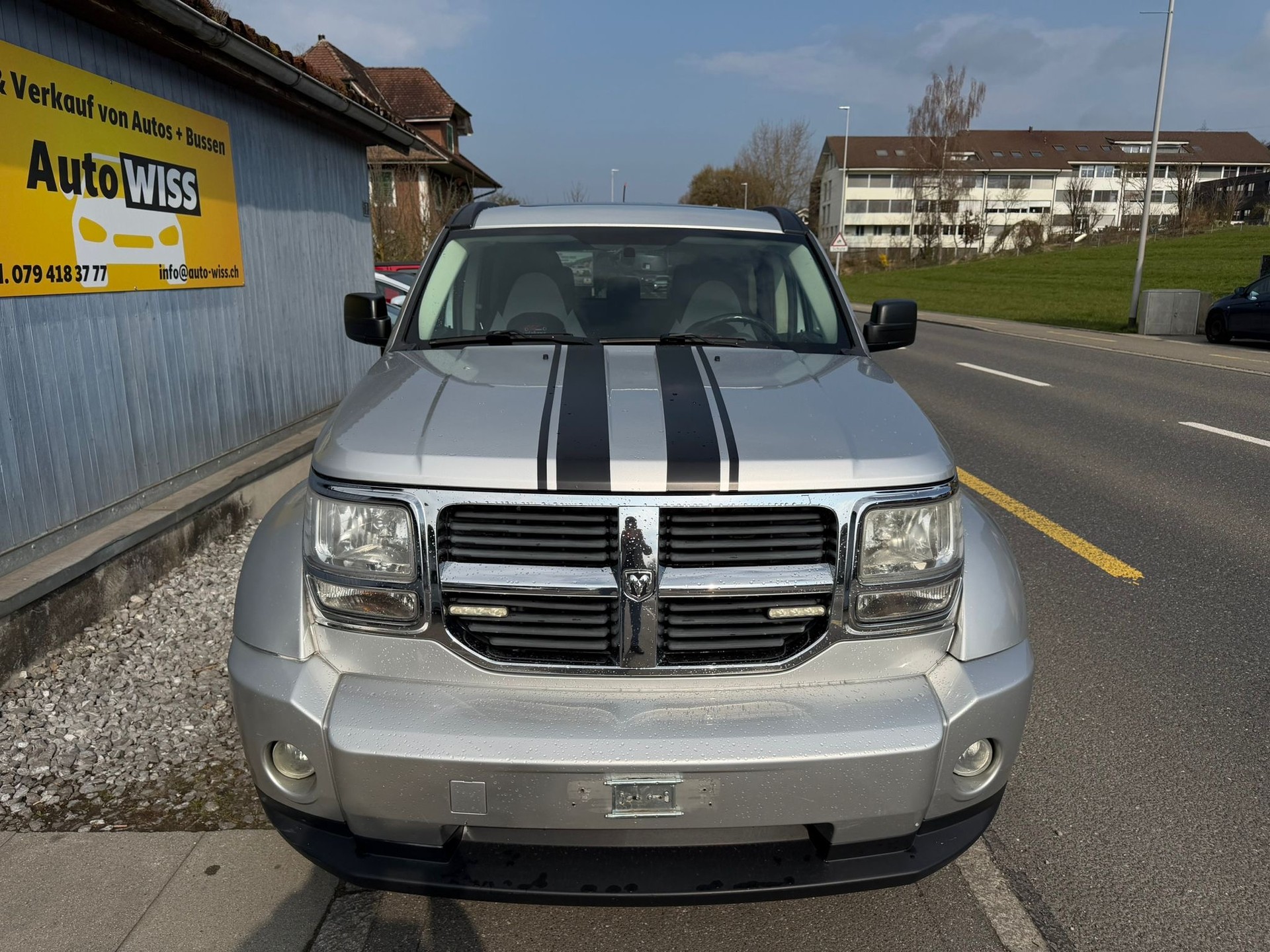DODGE Nitro 2.8 CRD SXT-showroom-element-1
