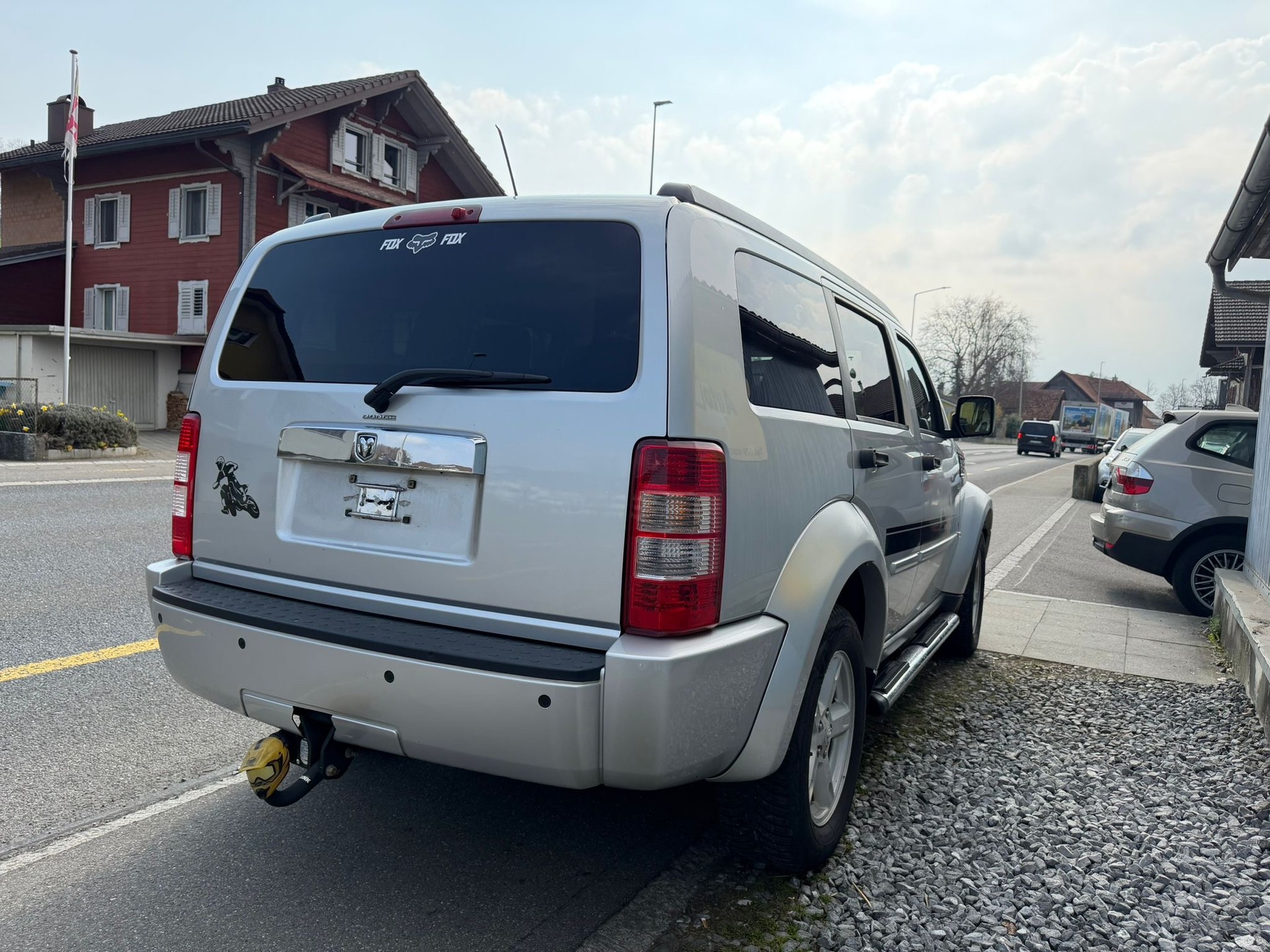 DODGE Nitro 2.8 CRD SXT-image-5