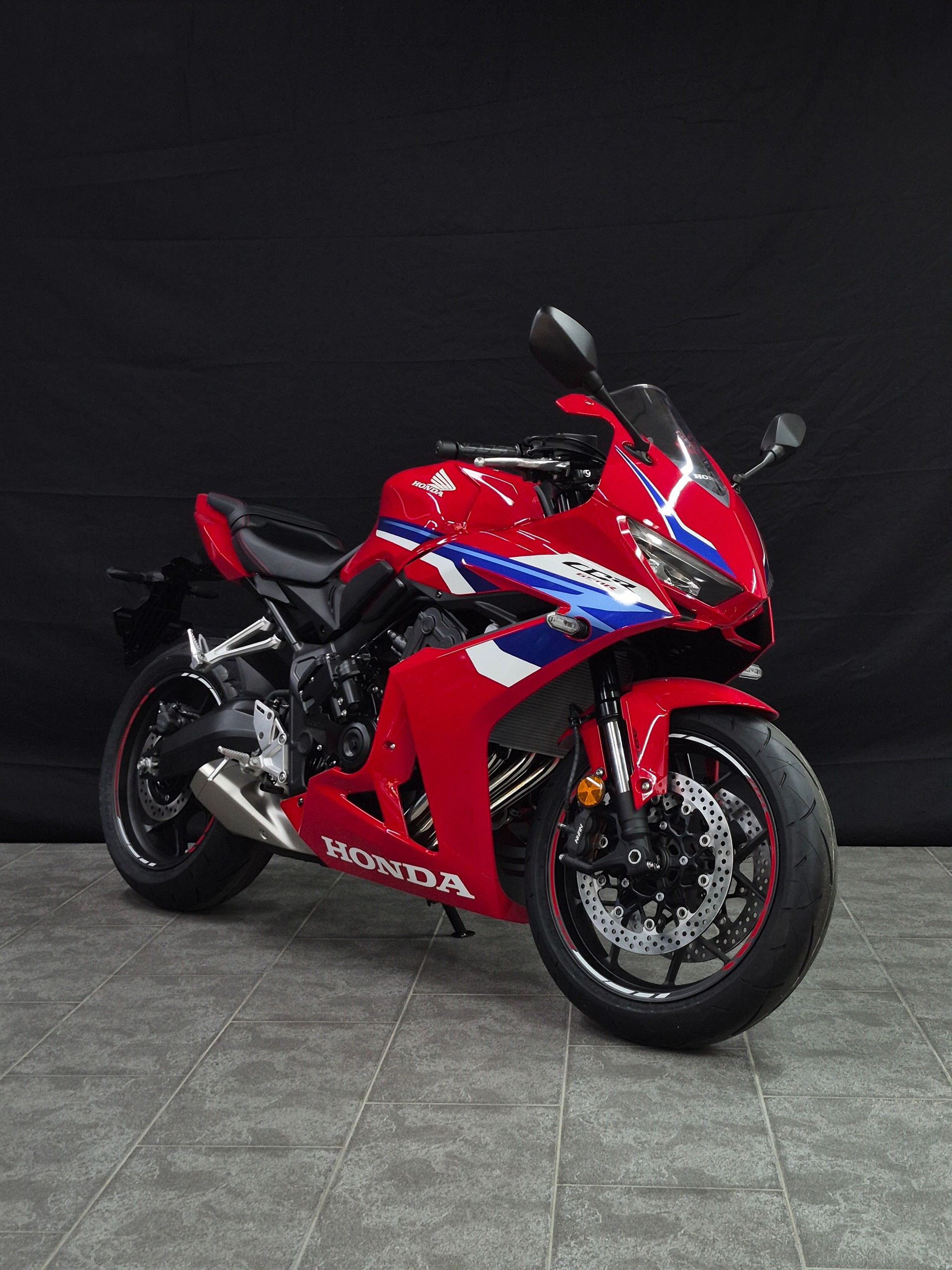 HONDA CBR 650 R E-Clutch-image-11