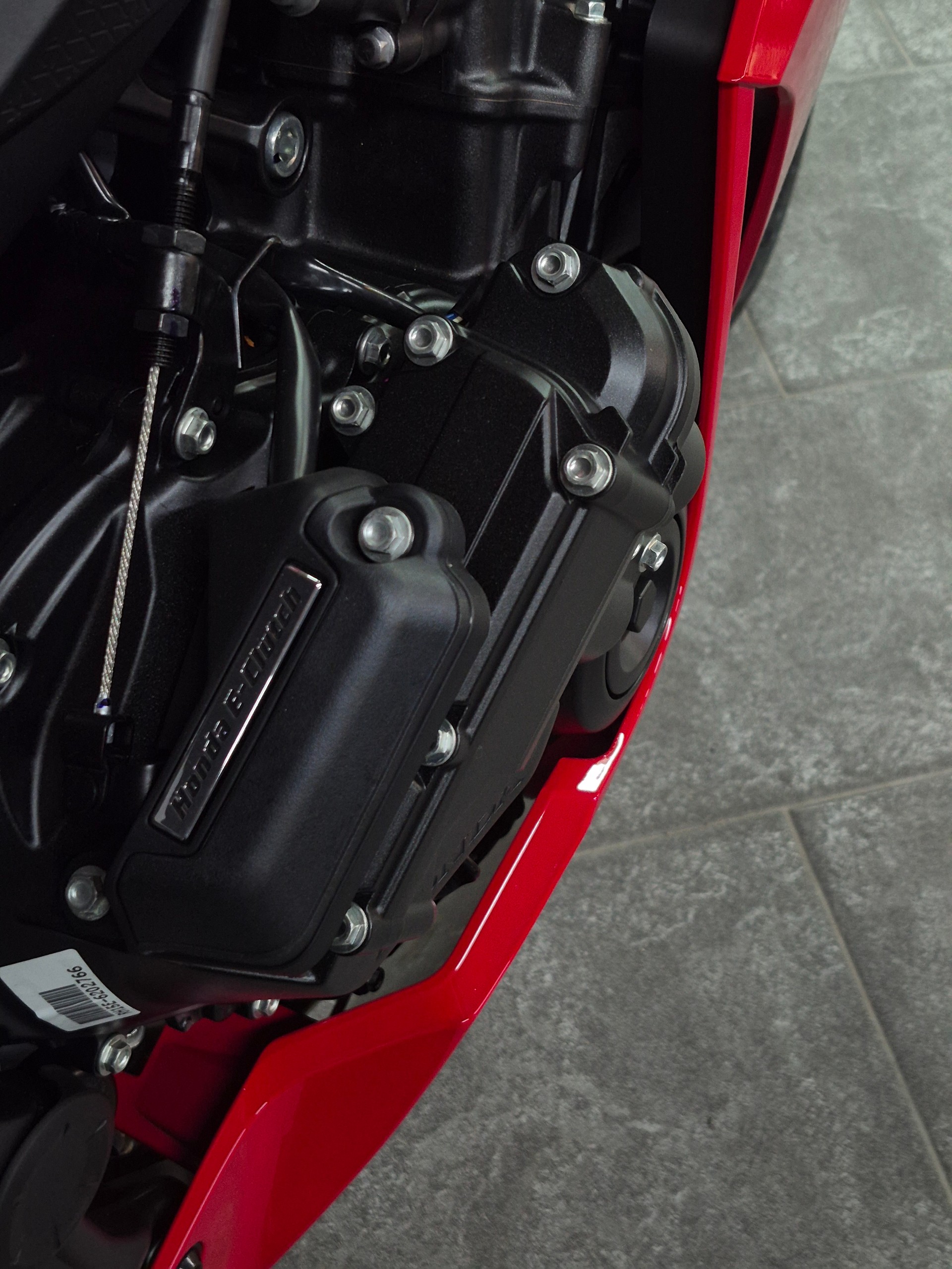 HONDA CBR 650 R E-Clutch-image-13