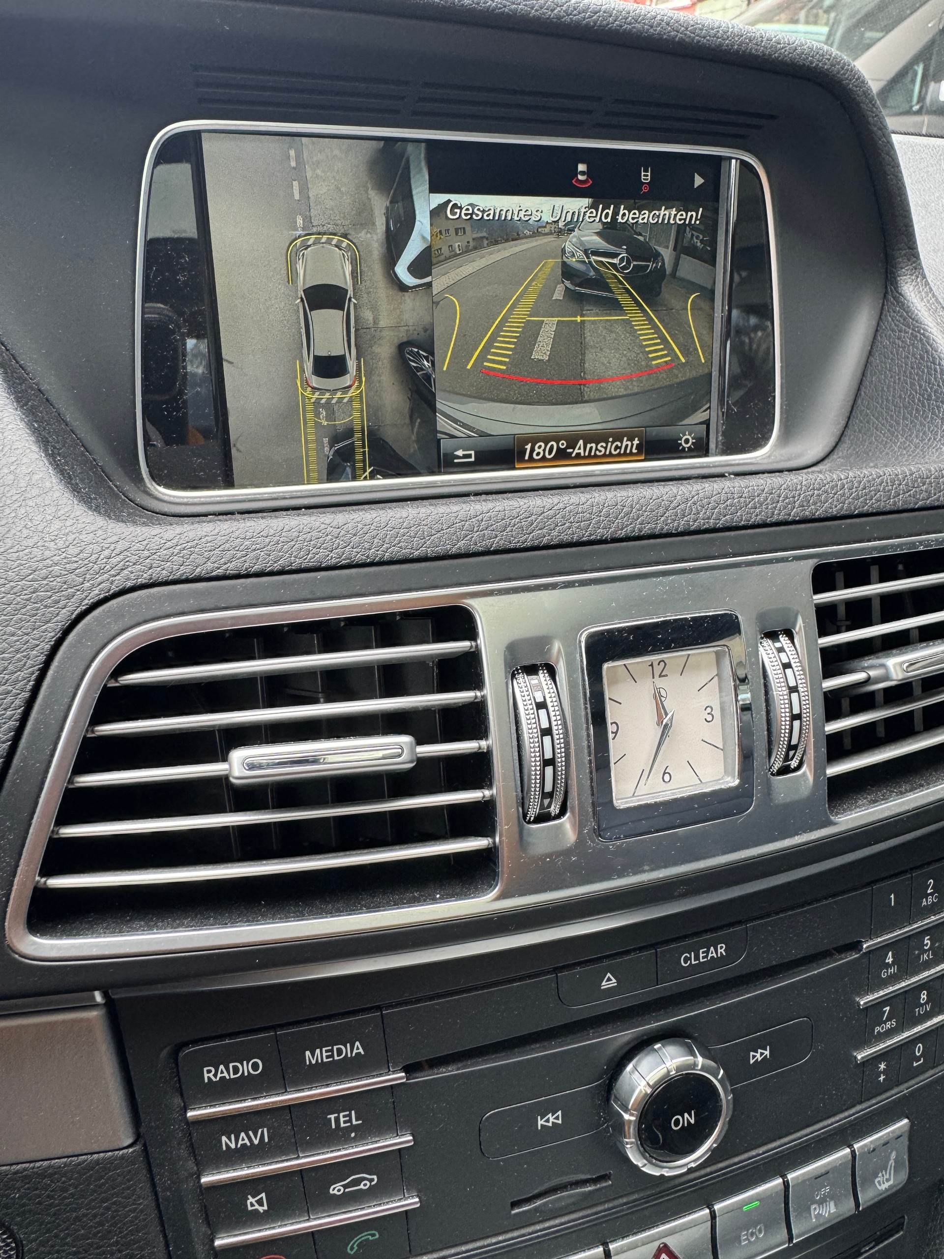 MERCEDES-BENZ E 350 4Matic 7G-Tronic-image-9