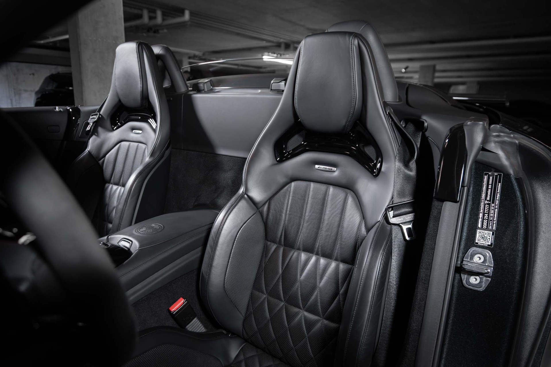 MERCEDES-BENZ AMG GT R Roadster Speedshift DCT-image-15