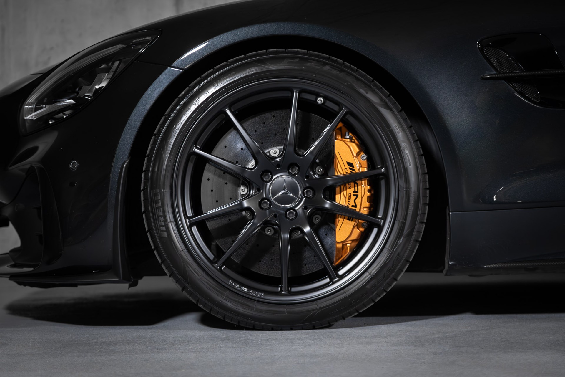 MERCEDES-BENZ AMG GT R Roadster Speedshift DCT-image-25