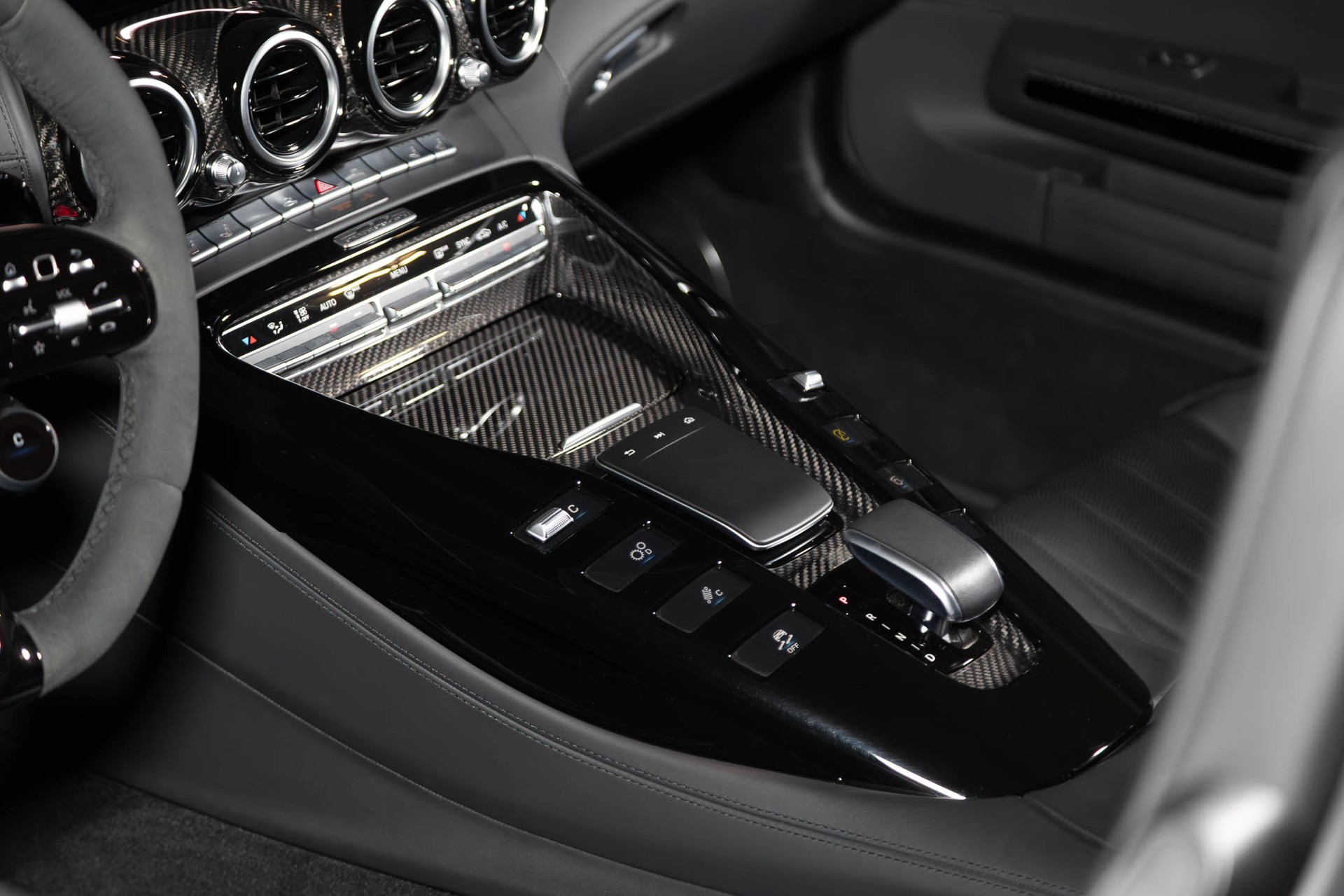 MERCEDES-BENZ AMG GT R Roadster Speedshift DCT-image-19