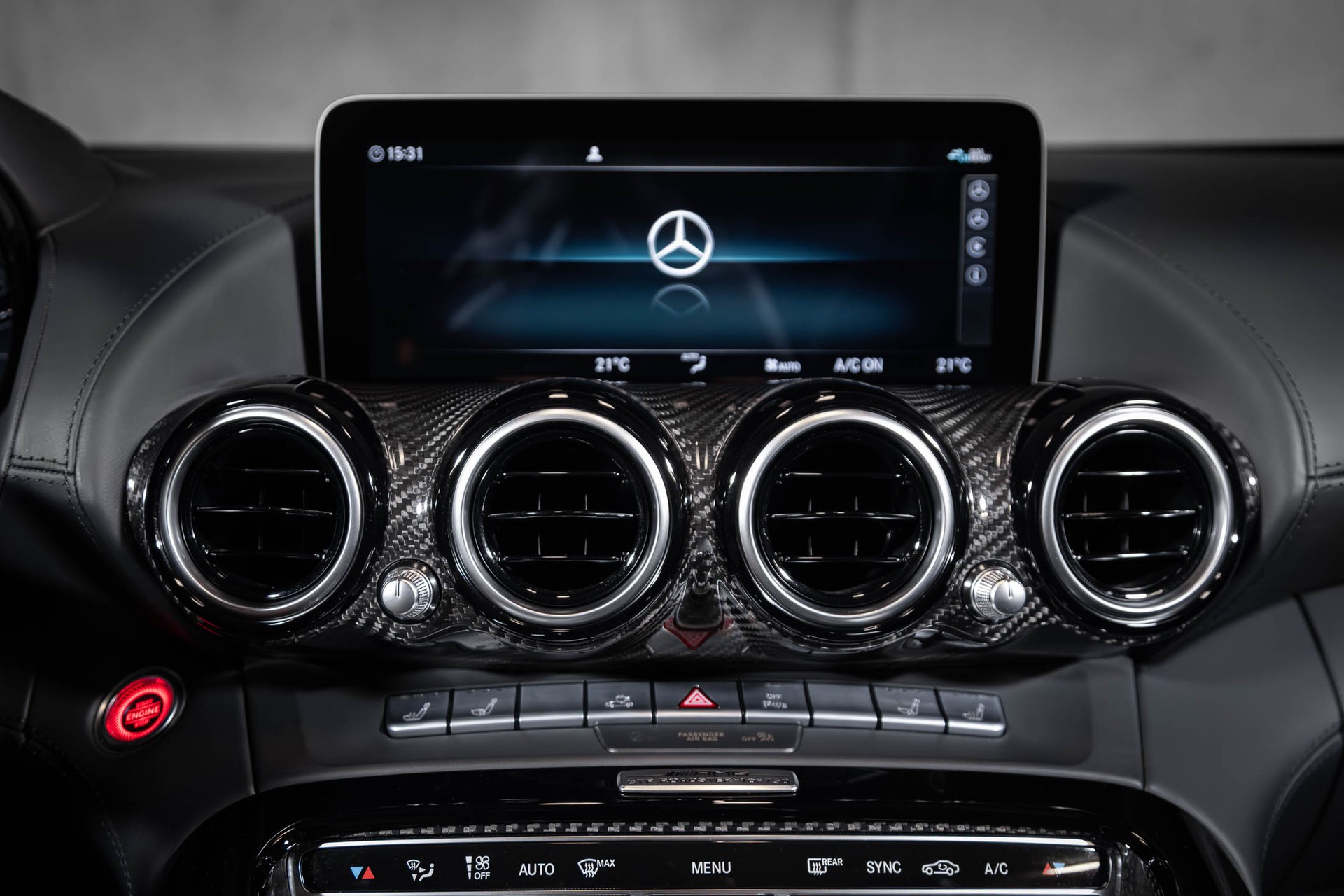 MERCEDES-BENZ AMG GT R Roadster Speedshift DCT-image-14