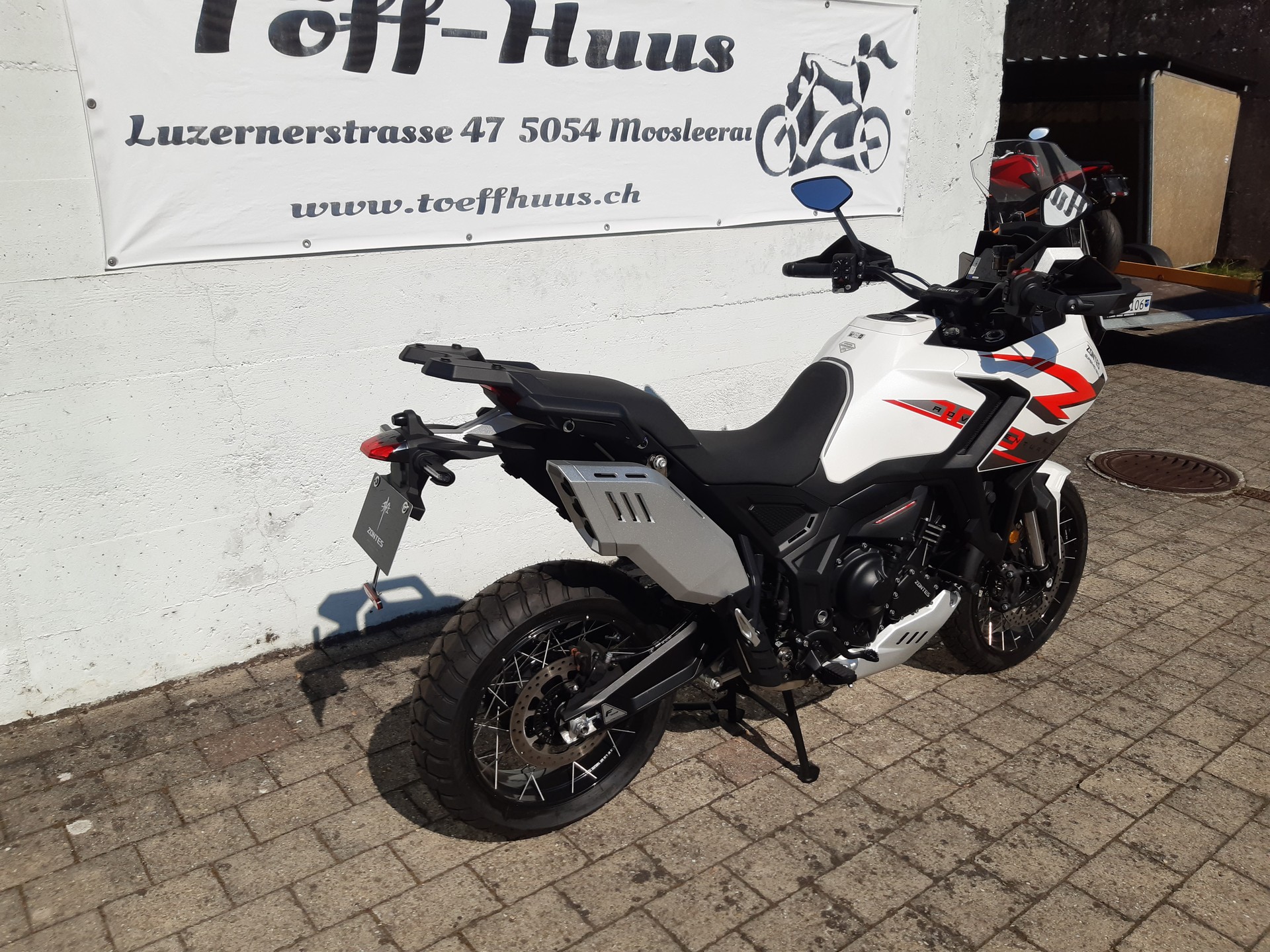 ZONTES 703 F-showroom-element-3