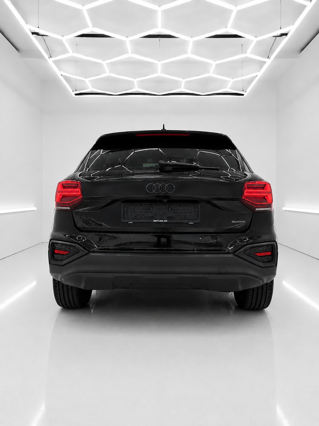 AUDI Q2 35 TDI quattro S-tronic-showroom-element-3