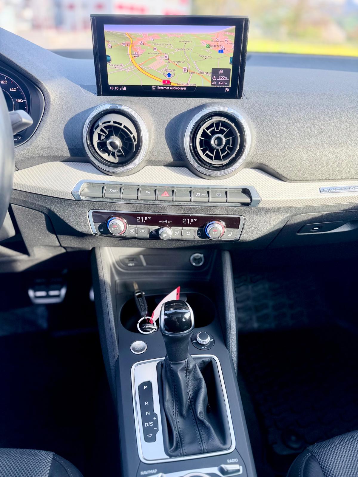 AUDI Q2 35 TDI quattro S-tronic-image-6
